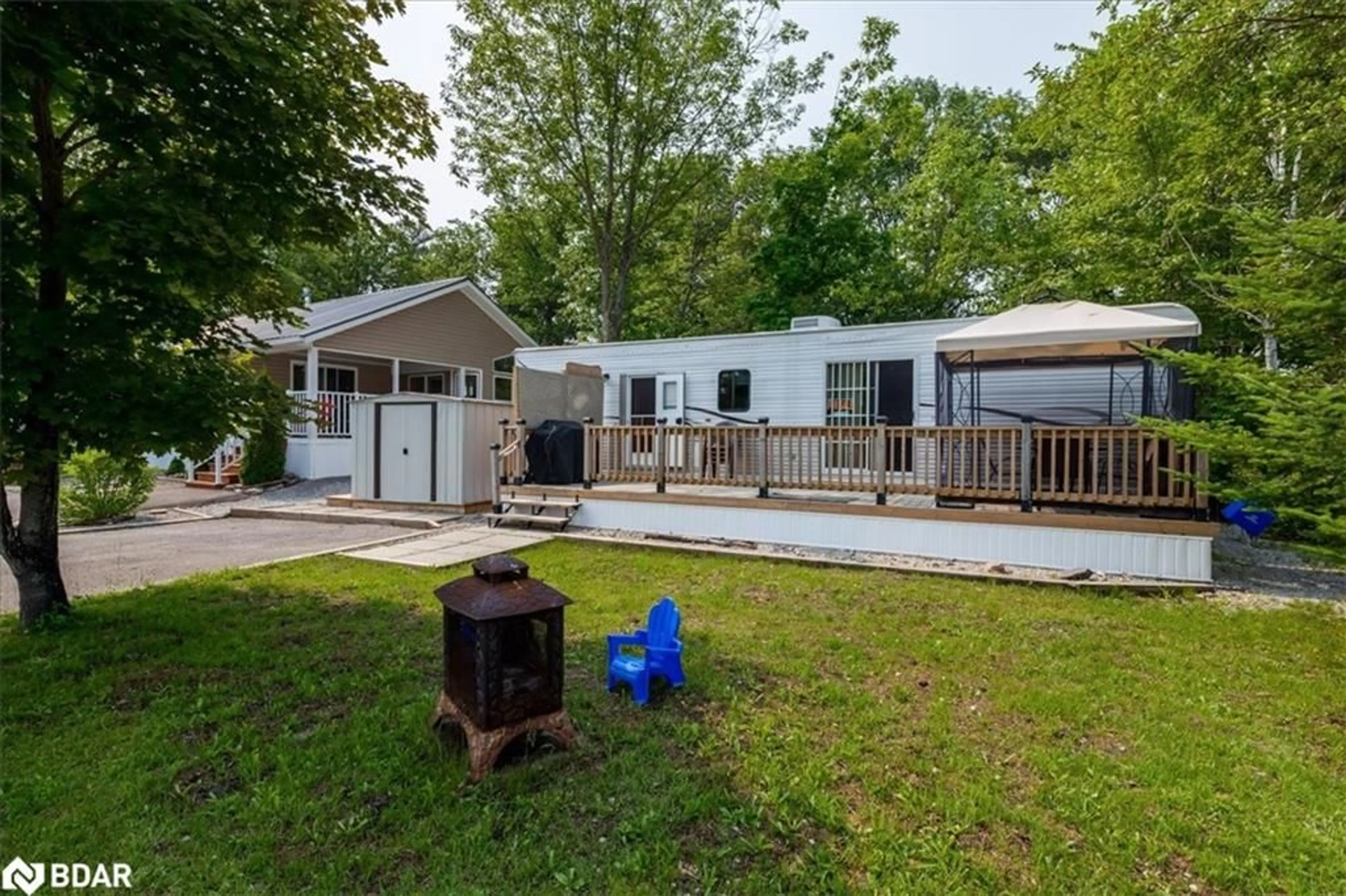 A pic from outside/outdoor area/front of a property/back of a property/a pic from drone, unknown for 164 Lone Pine Rd #SITE C, Georgian Bay Twp Ontario L0K 1S0