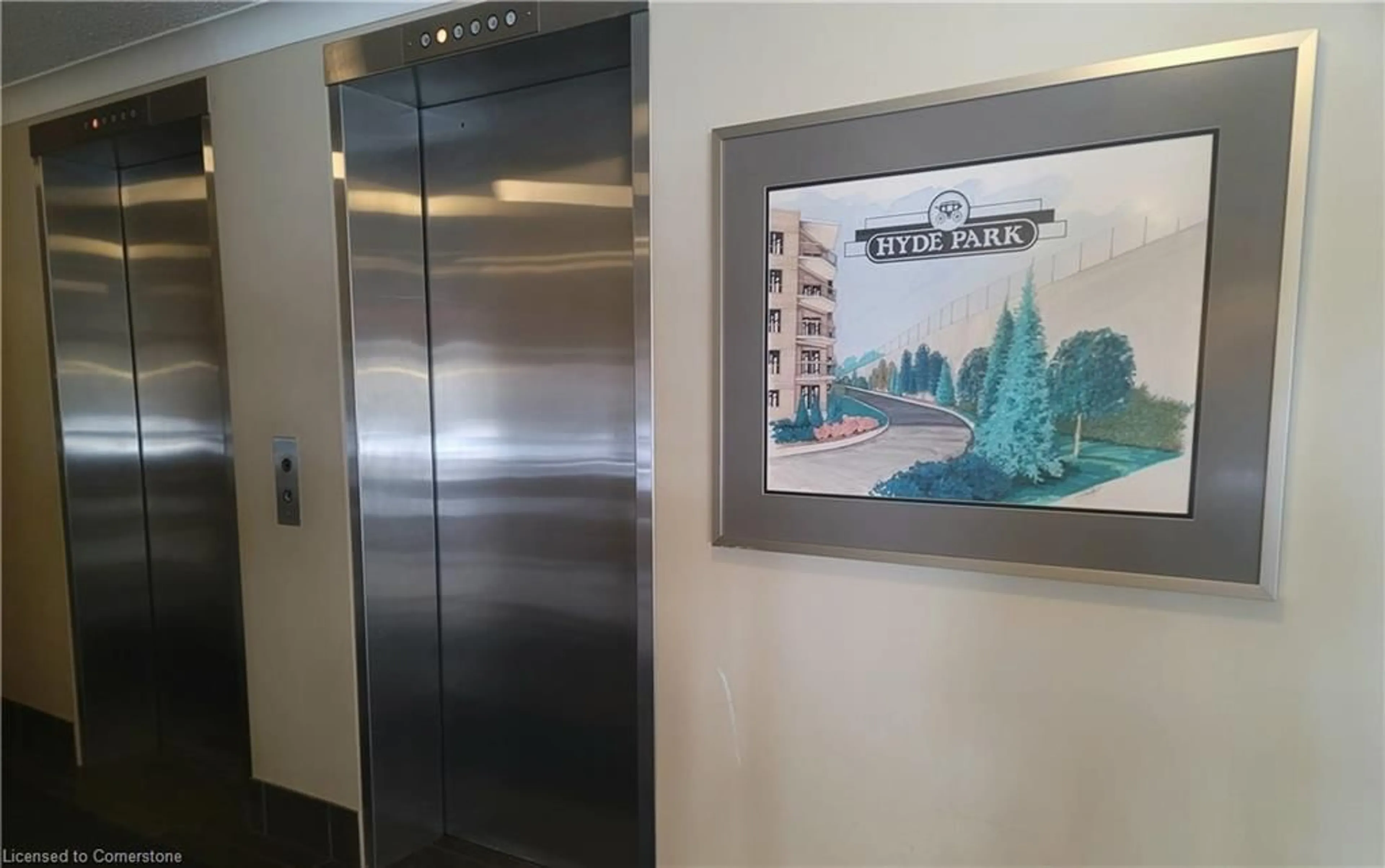 Indoor foyer for 300 Keats Way #401, Waterloo Ontario N2L 6E6