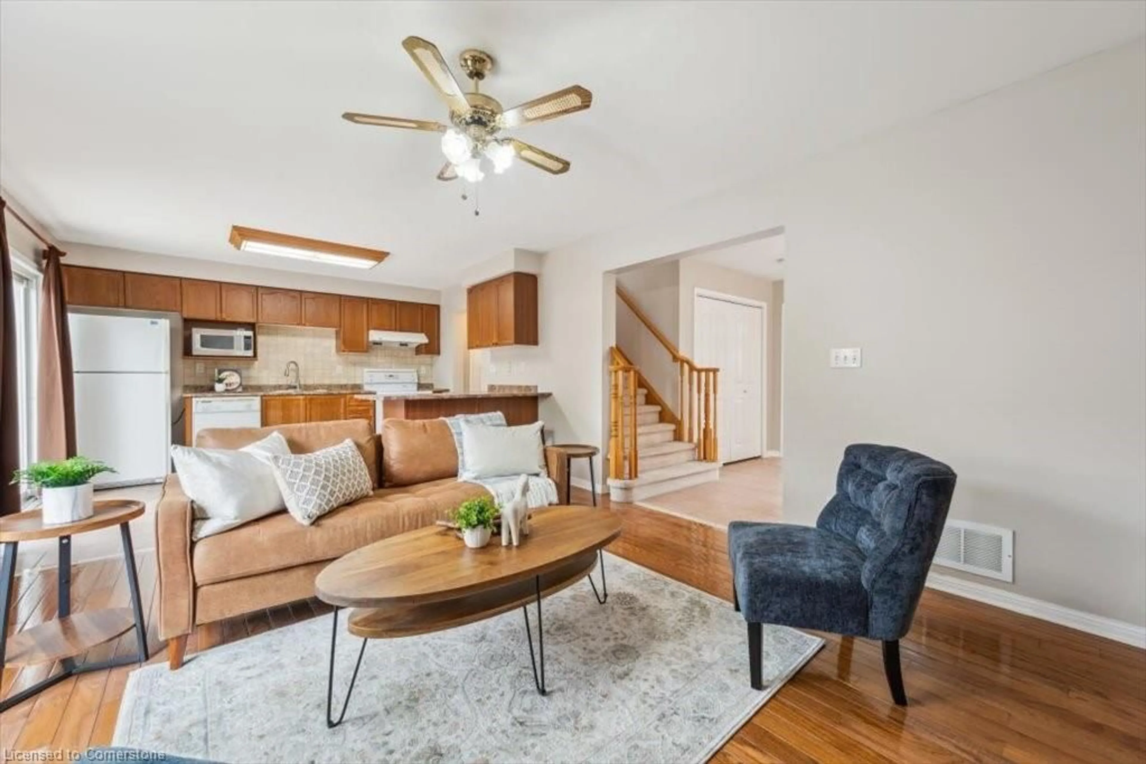 Living room with furniture, unknown for 1617 Gowling Terr, Milton Ontario L9T 5J6
