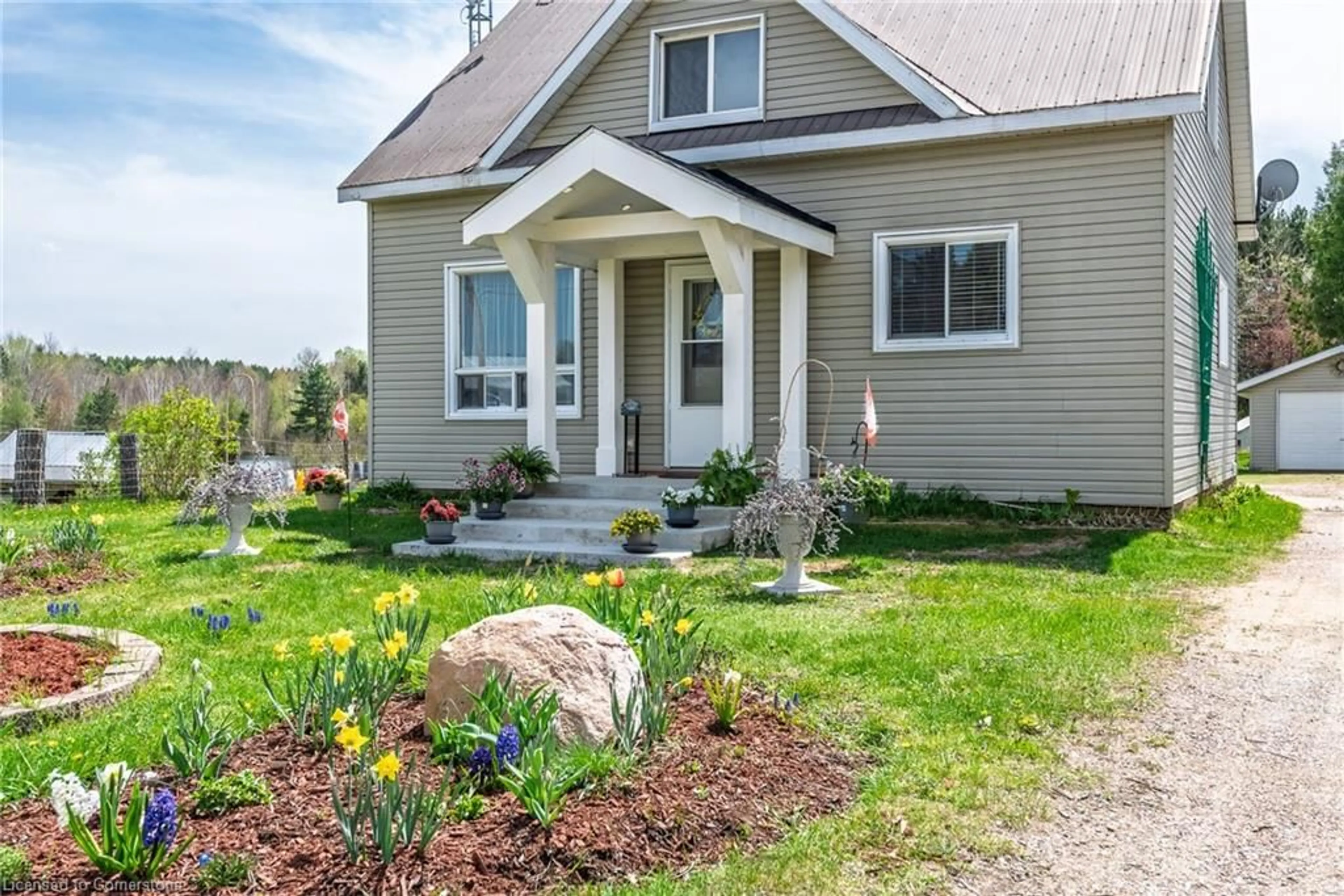 Home with vinyl exterior material, street for 2683 Round Lake Rd, Killaloe Ontario K0J 2J0