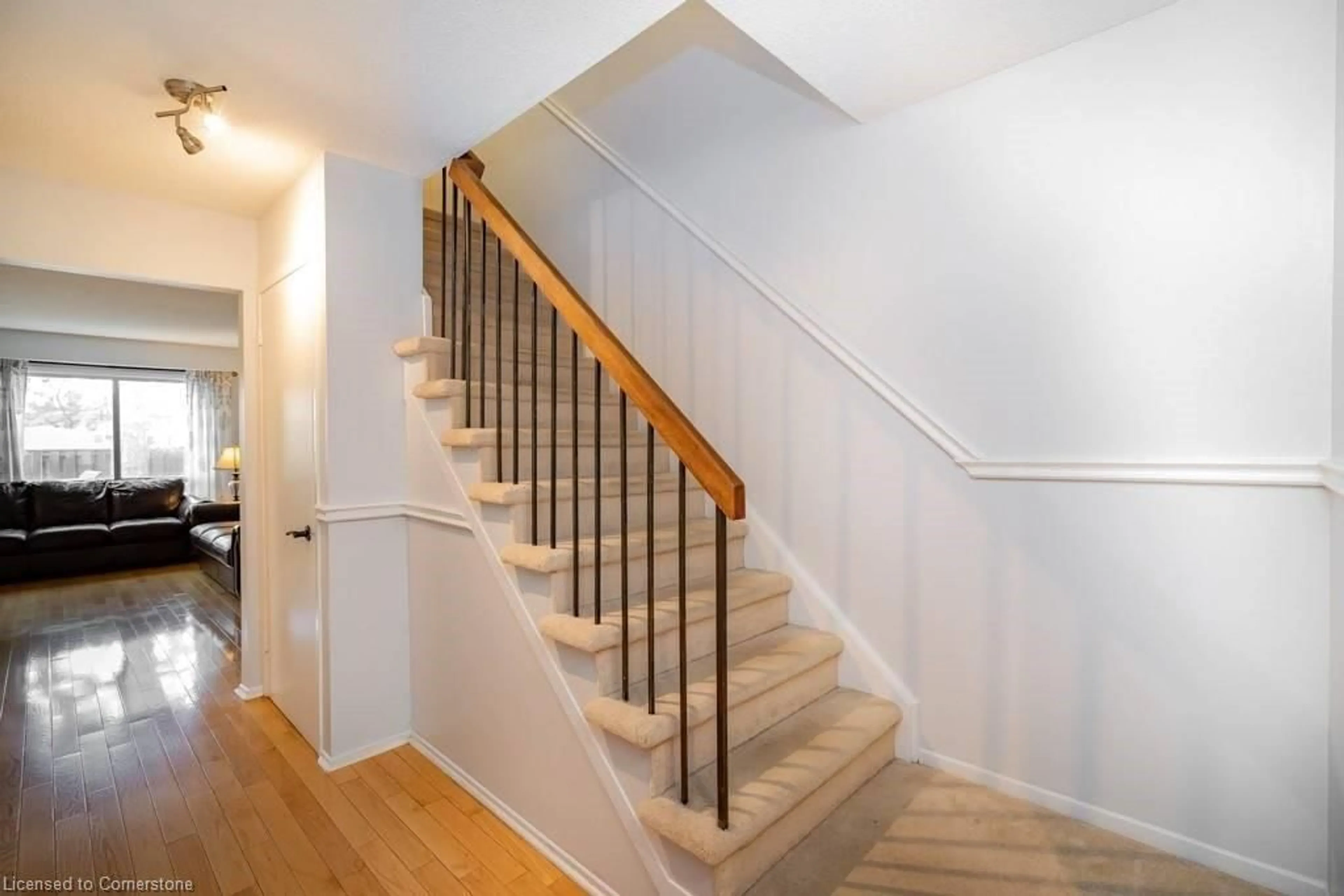 Stairs for 830 Stainton Dr #58, Mississauga Ontario L5C 2Z3