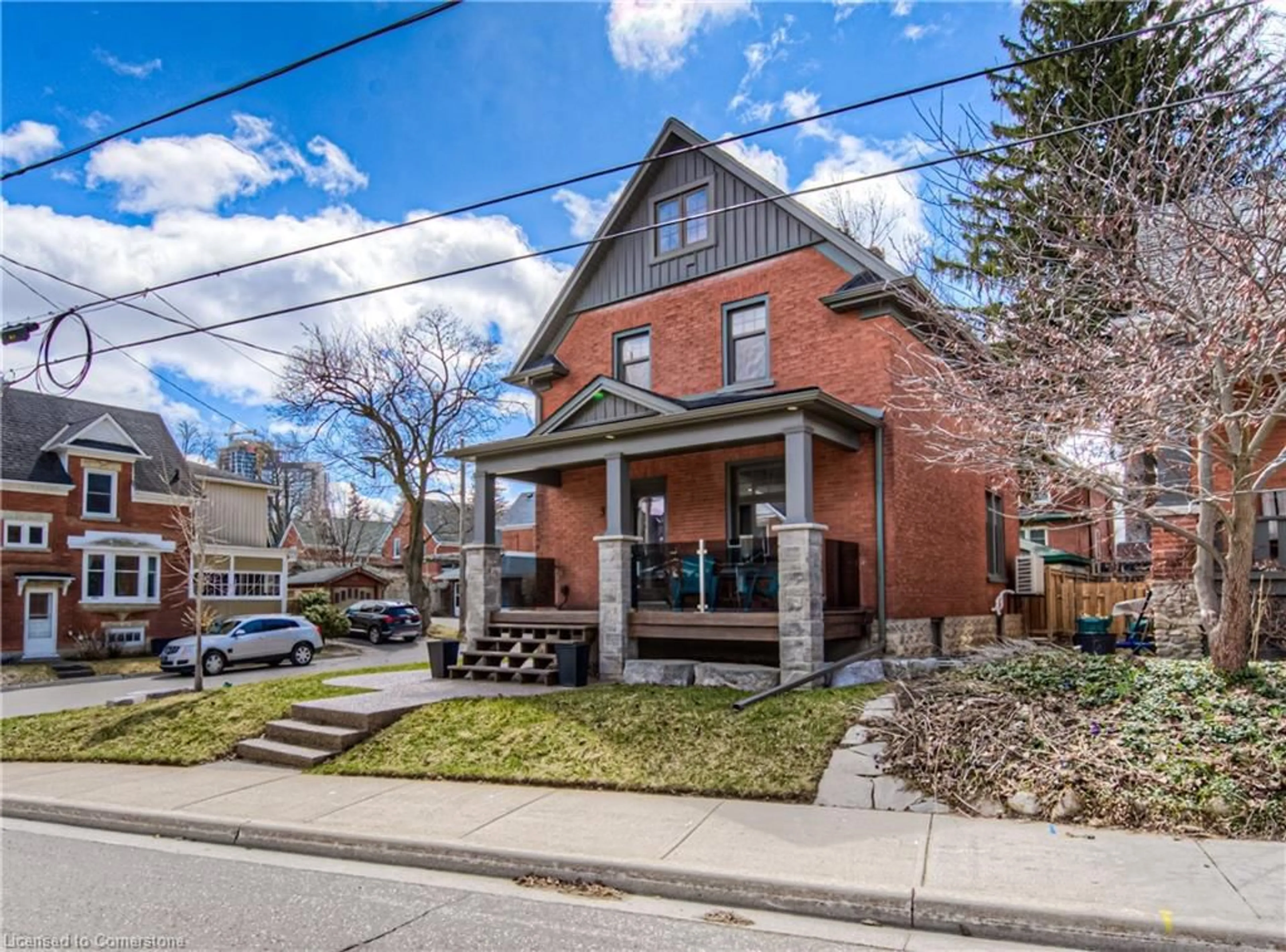 Home with brick exterior material, street for 31 Dekay St, Kitchener Ontario N2H 3T4