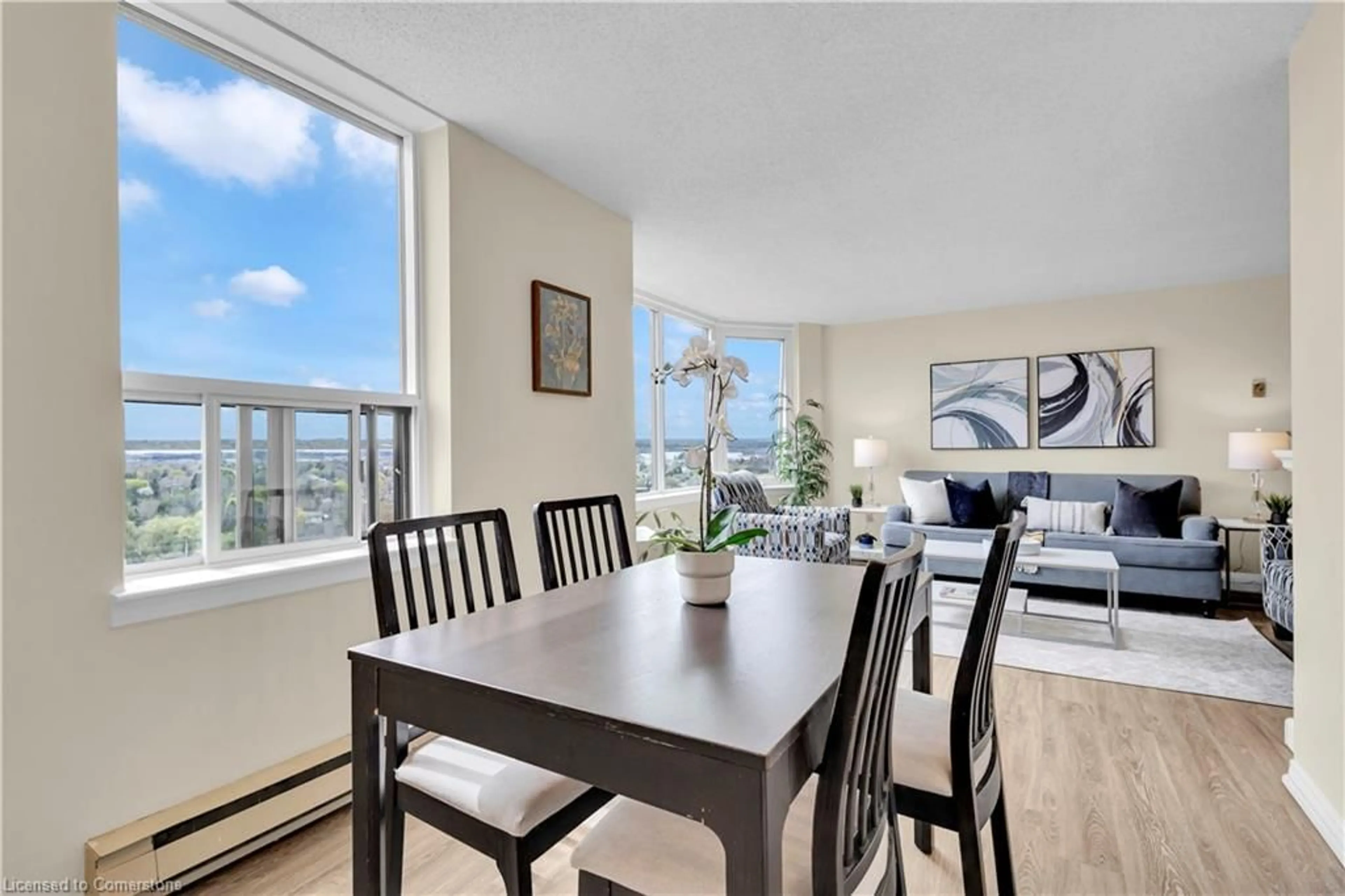 Dining room, unknown for 35 Green Valley Dr #1610, Kitchener Ontario N2P 2A5