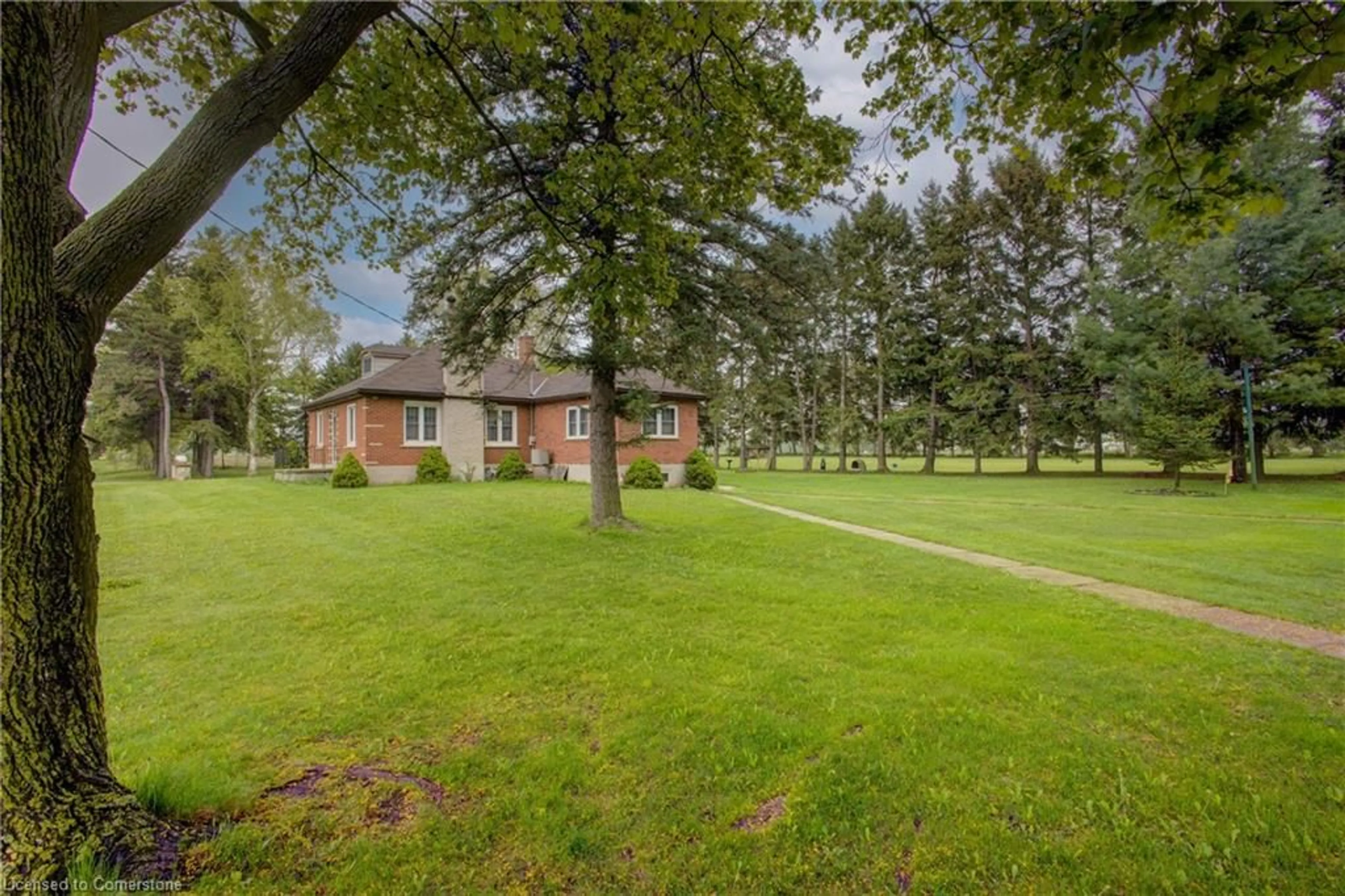 A pic from outside/outdoor area/front of a property/back of a property/a pic from drone, street for 6290 Line 86, West Montrose Ontario N0B 2V0
