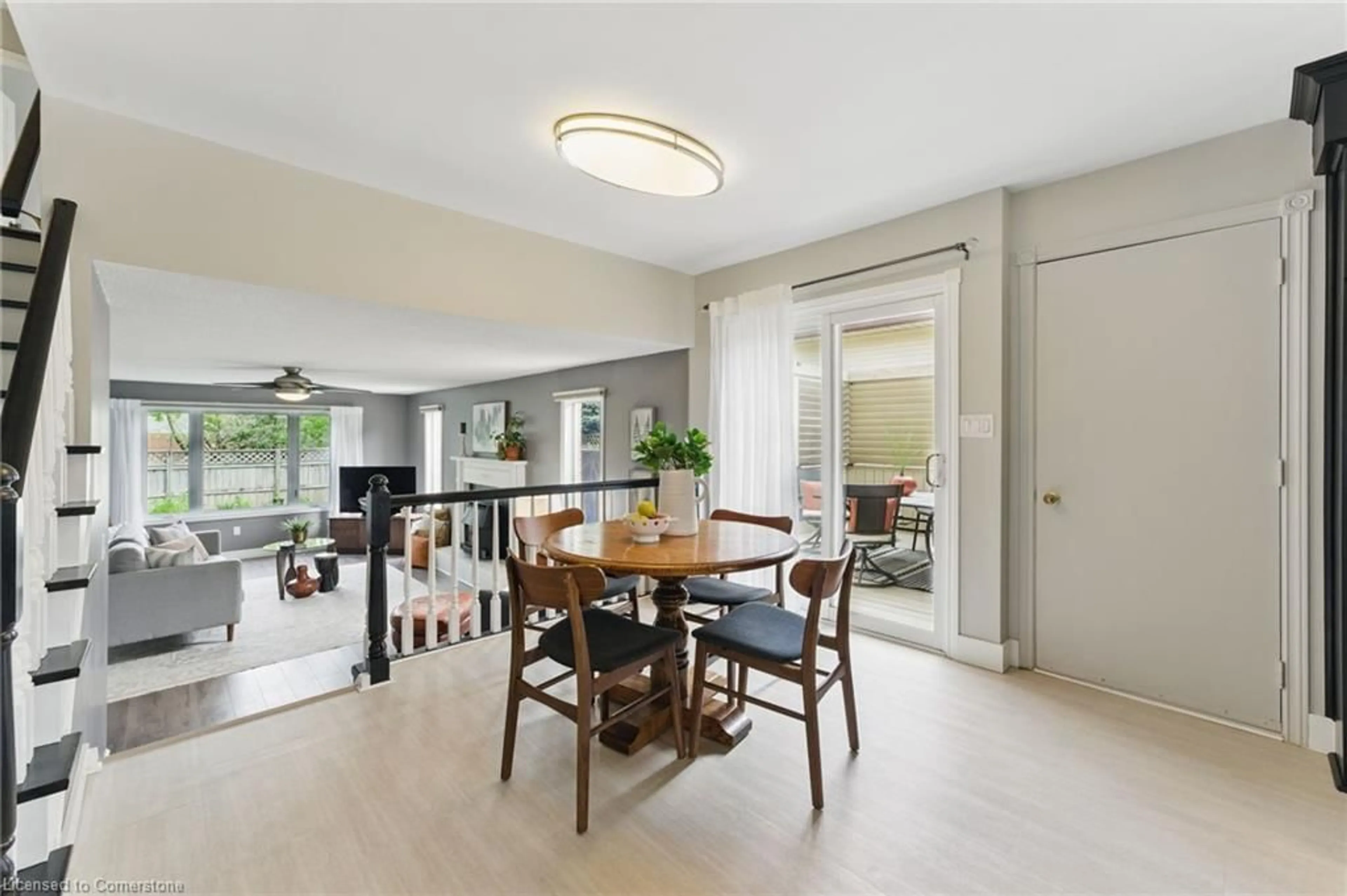 Open concept kitchen, unknown for 1119 Iroquois Cres, Woodstock Ontario N4T 1C1