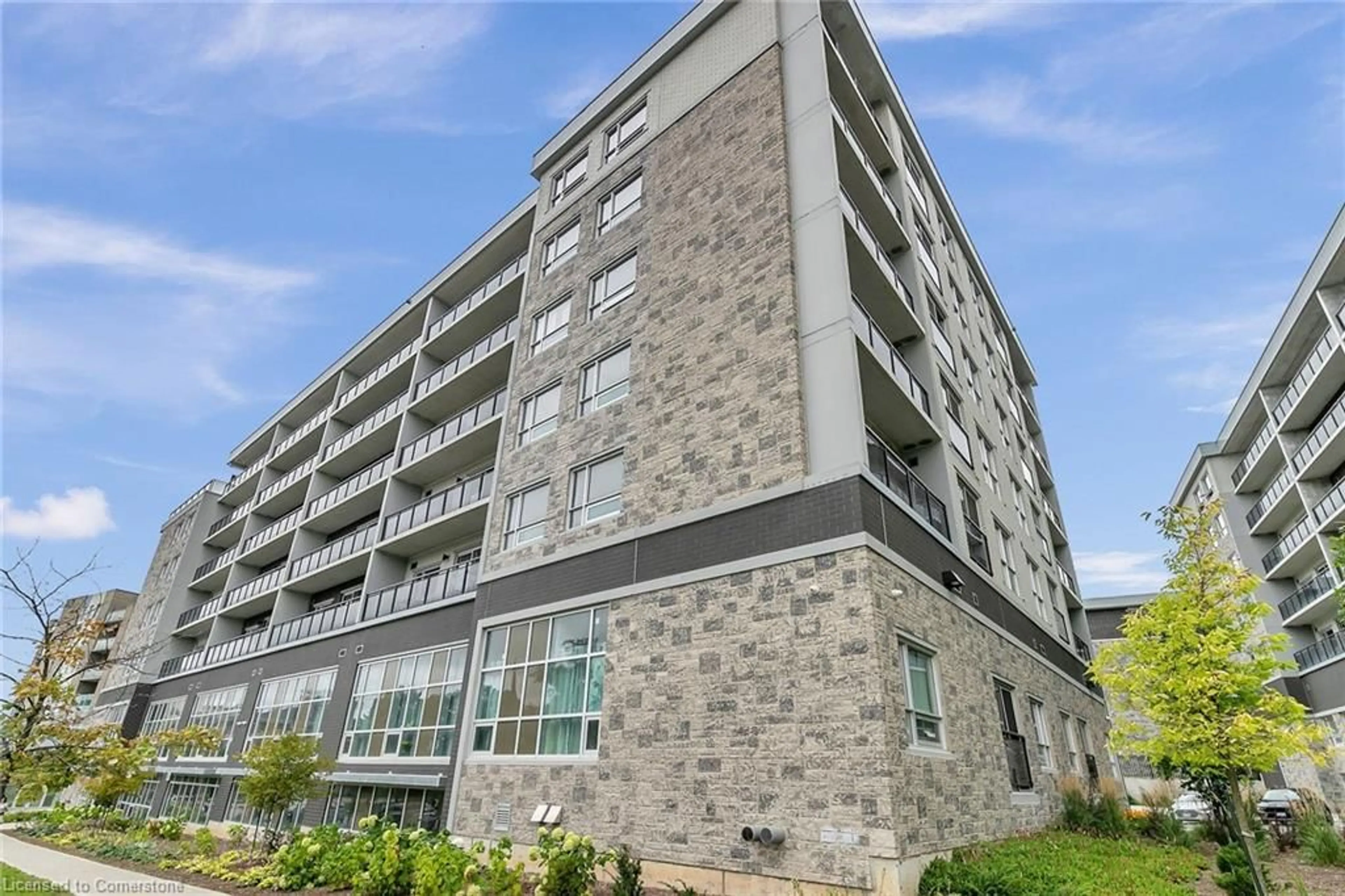 Patio, building for 275 Larch St #B02 in Building G, Waterloo Ontario N2L 3R2