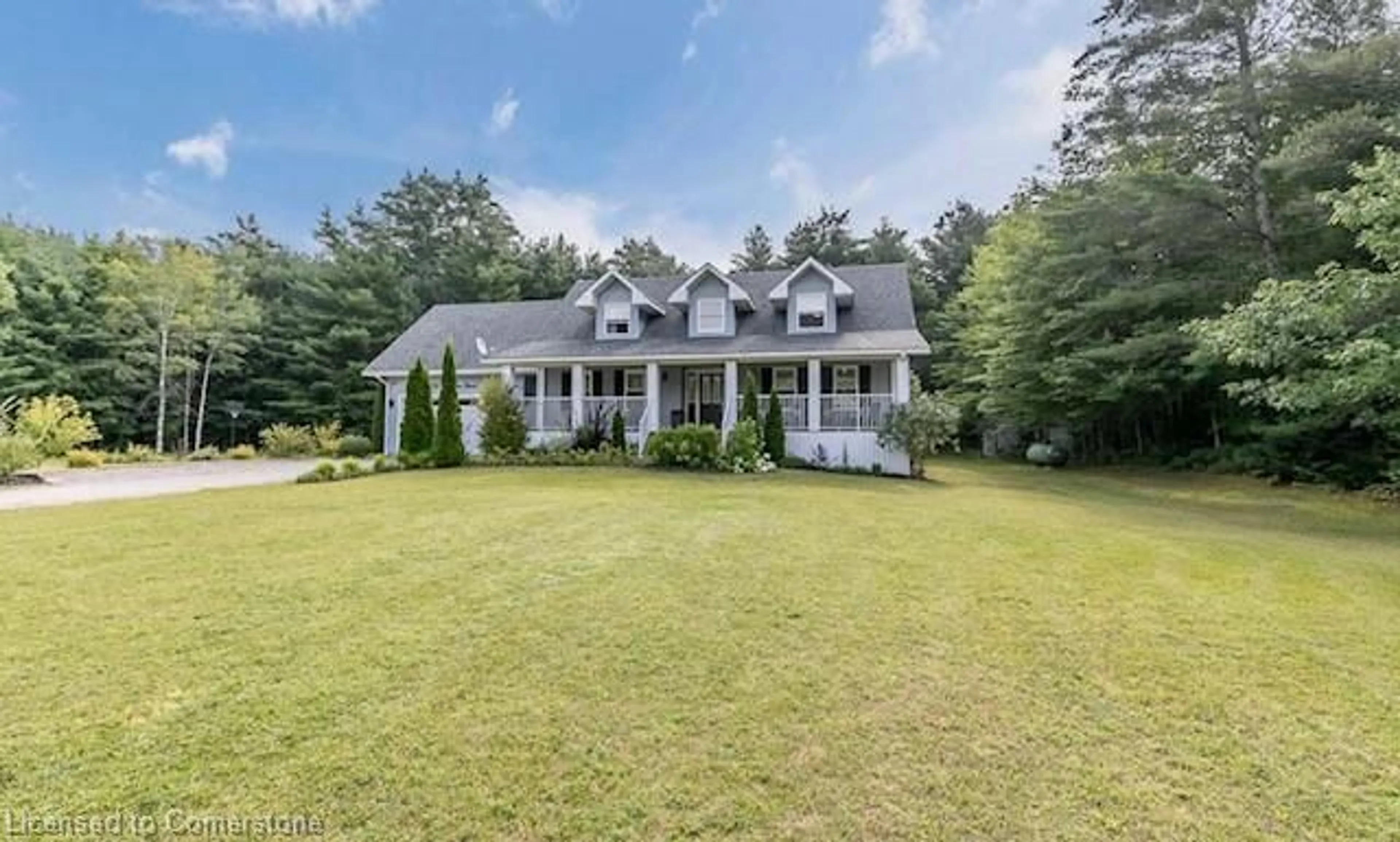 A pic from outside/outdoor area/front of a property/back of a property/a pic from drone, street for 1032 Base Line Rd, Severn Bridge Ontario P0E 1N0