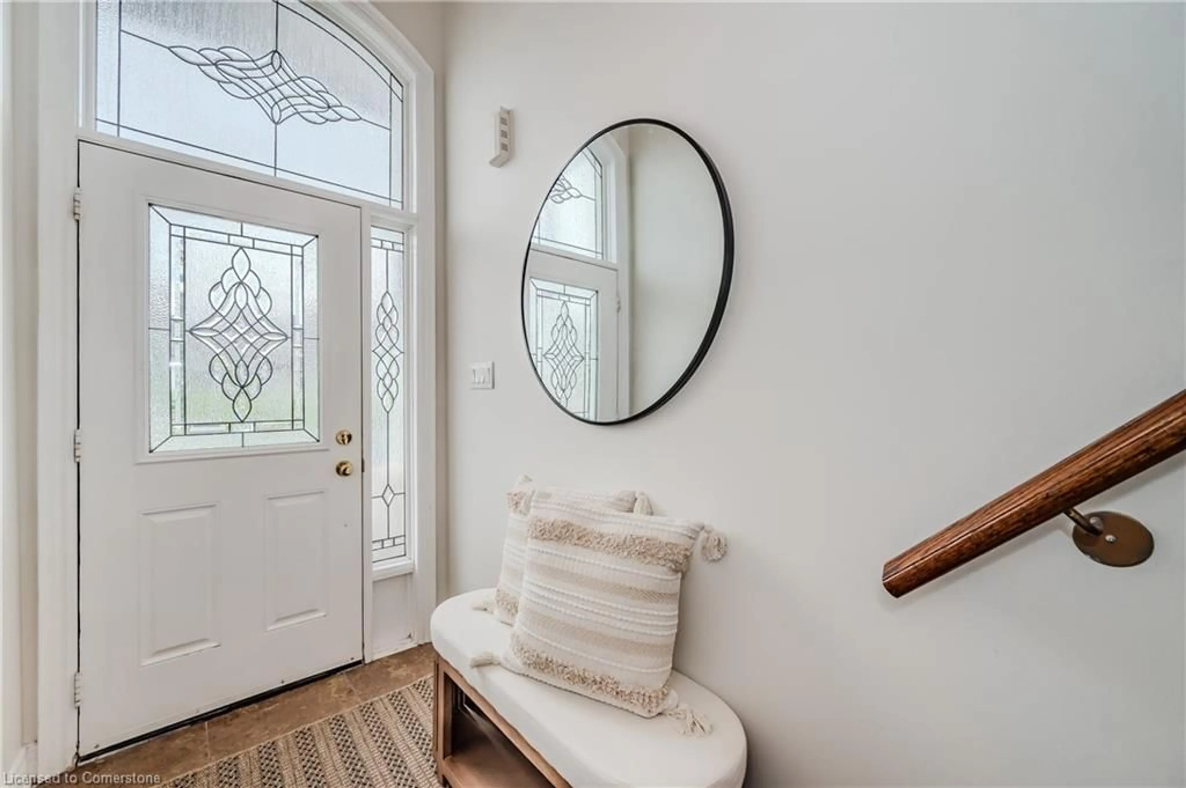 Indoor entryway for 2946 Singleton Common, Burlington Ontario L7M 0B4