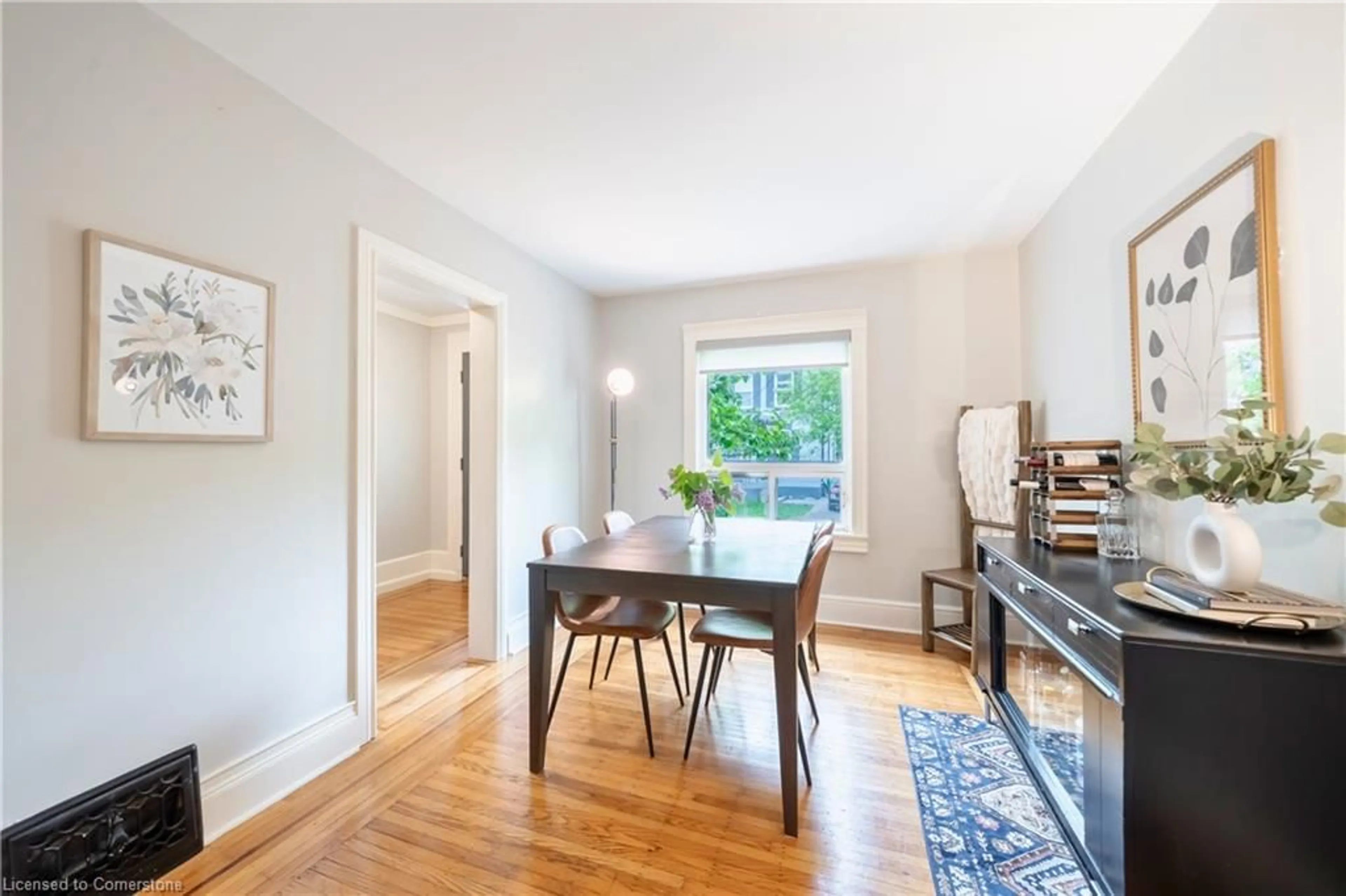 Dining room, unknown for 264 Holton Ave, Hamilton Ontario L8M 2L9