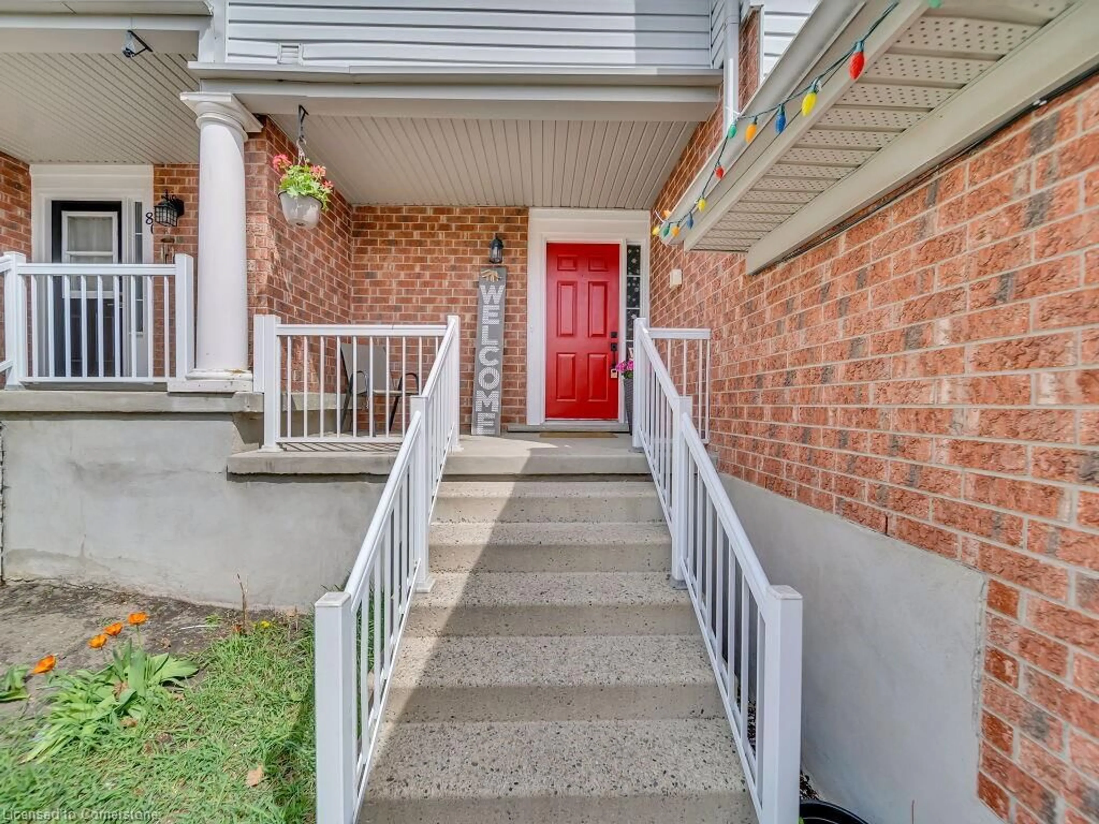 Indoor entryway for 78 Elma Pl, Cambridge Ontario N3C 4E7
