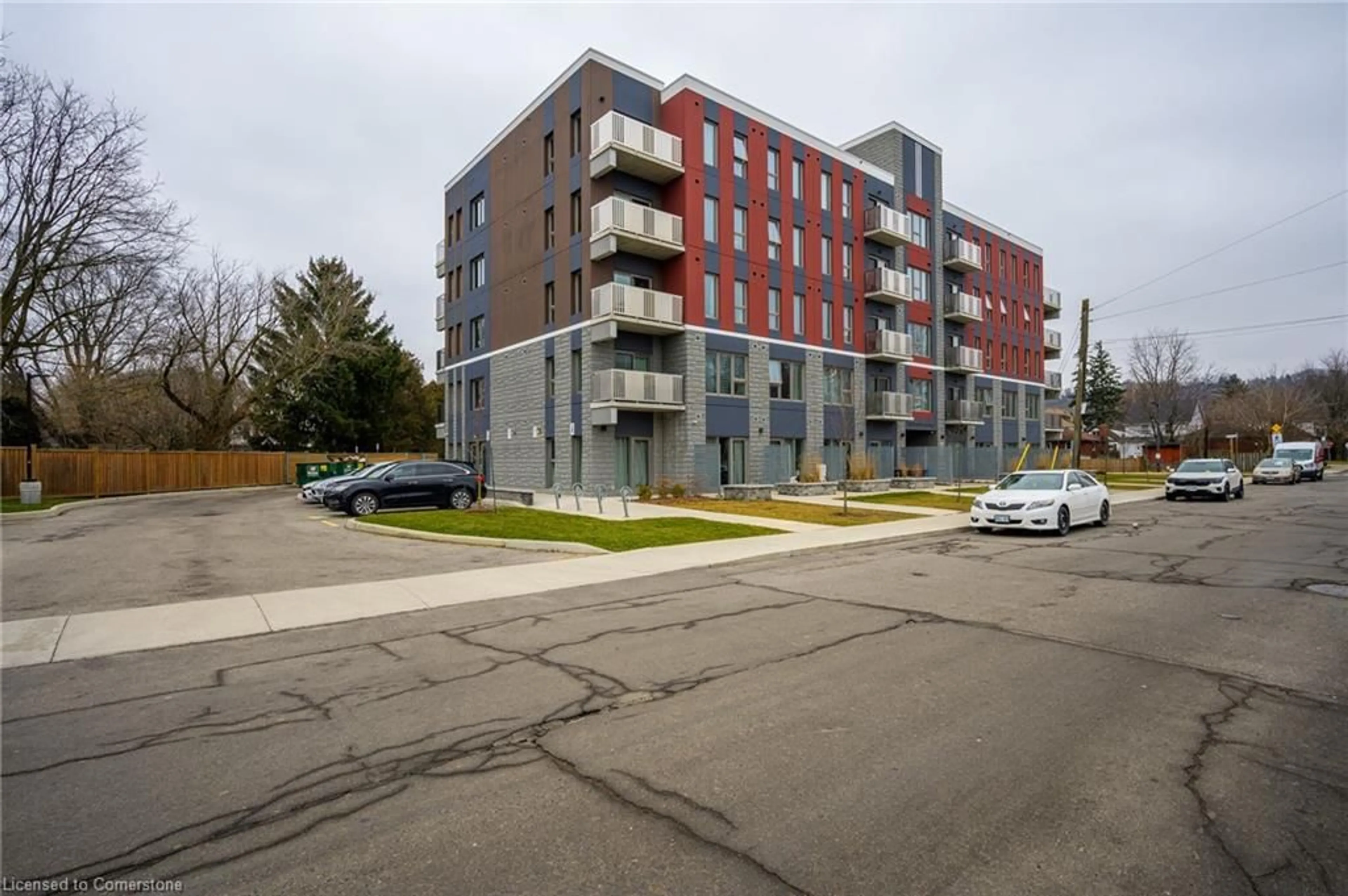Unknown for 77 Leland St #111, Hamilton Ontario L8S 3A1
