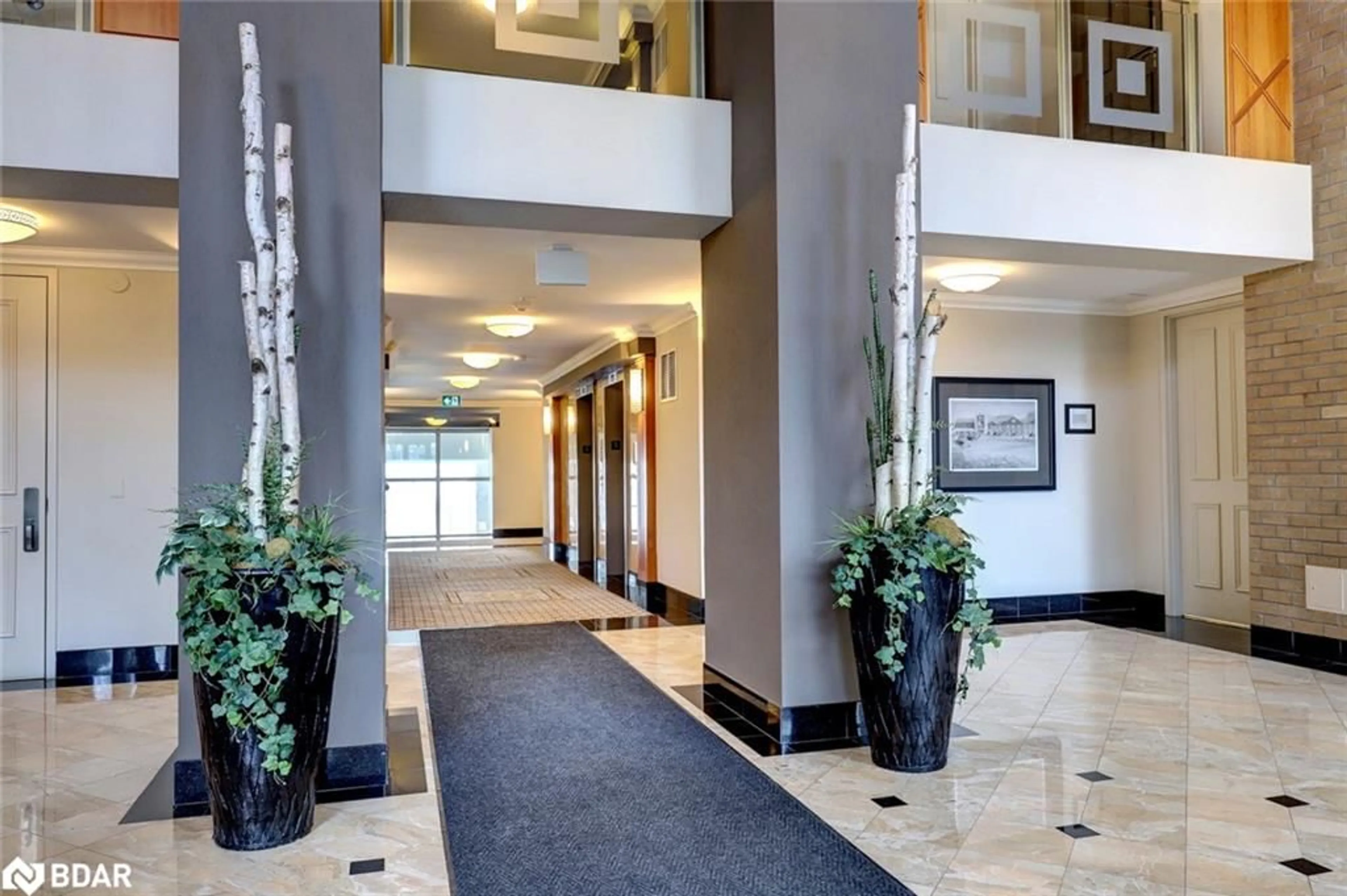 Lobby for 2190 Lakeshore Rd #PH 11C, Burlington Ontario L7R 4K1
