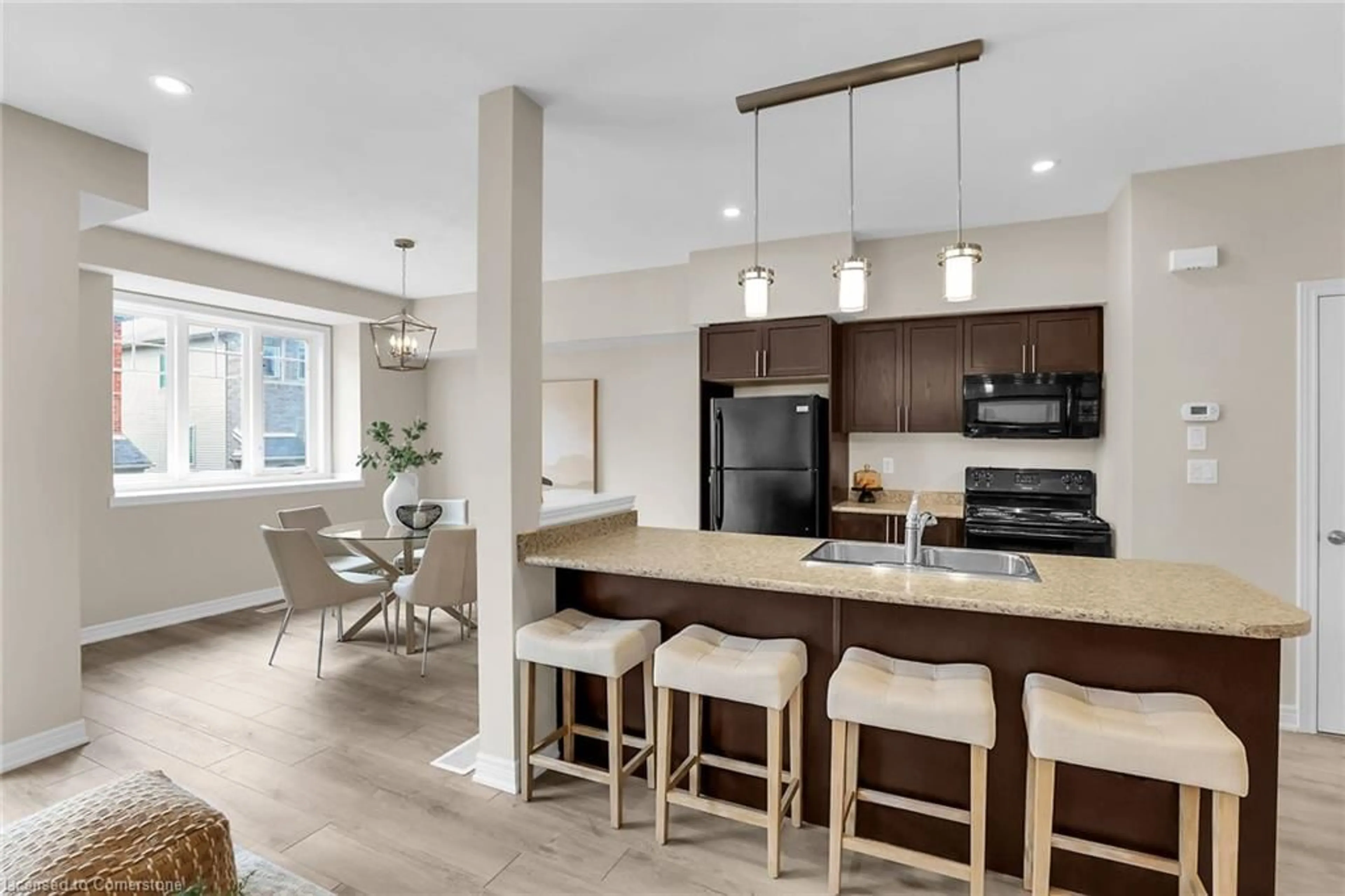 Open concept kitchen, unknown for 6 Chestnut Dr #70, Grimsby Ontario L3M 0C4