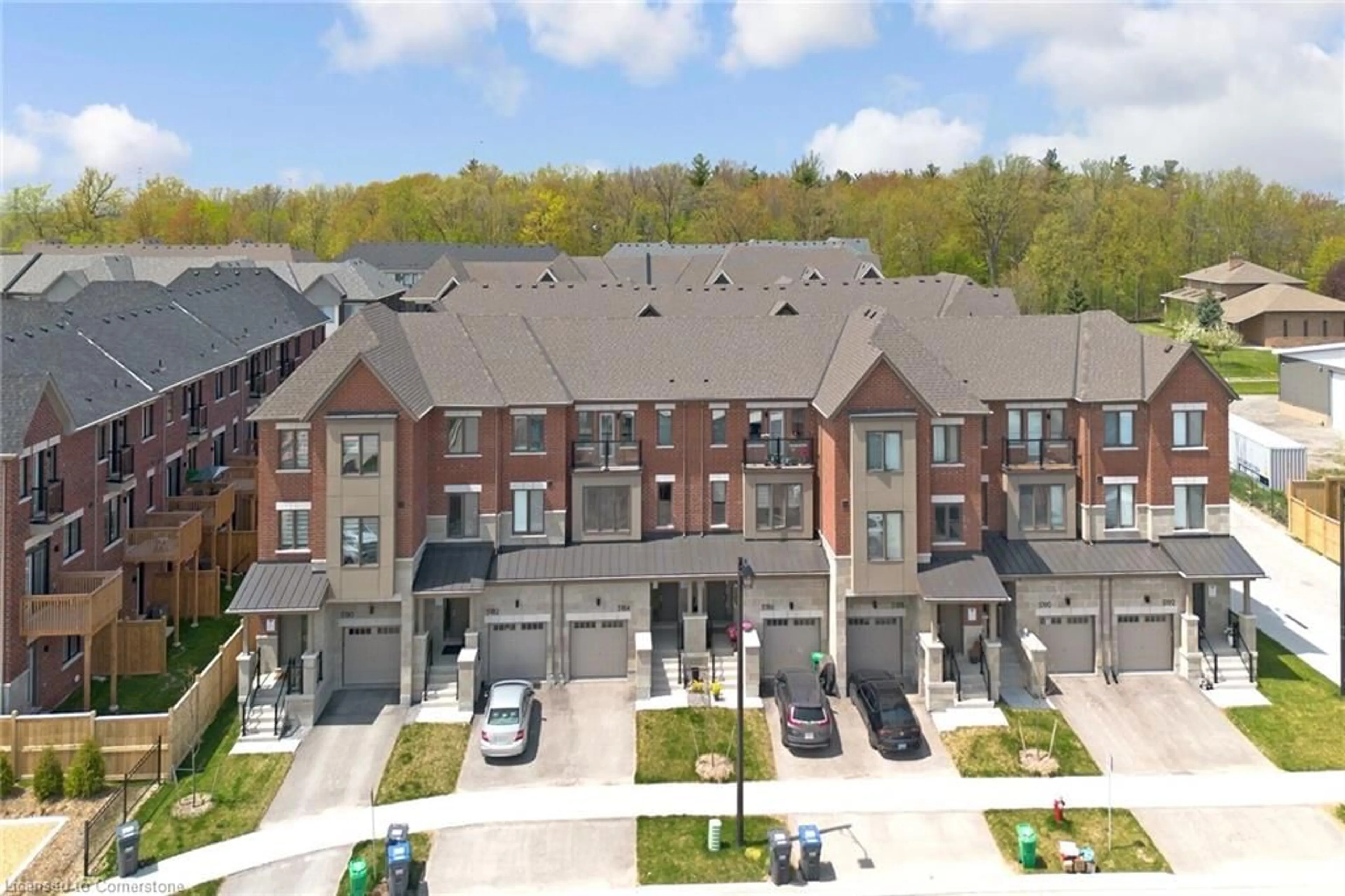 A pic from outside/outdoor area/front of a property/back of a property/a pic from drone, unknown for 5184 Viola Desmond Dr, Mississauga Ontario L5M 0R5