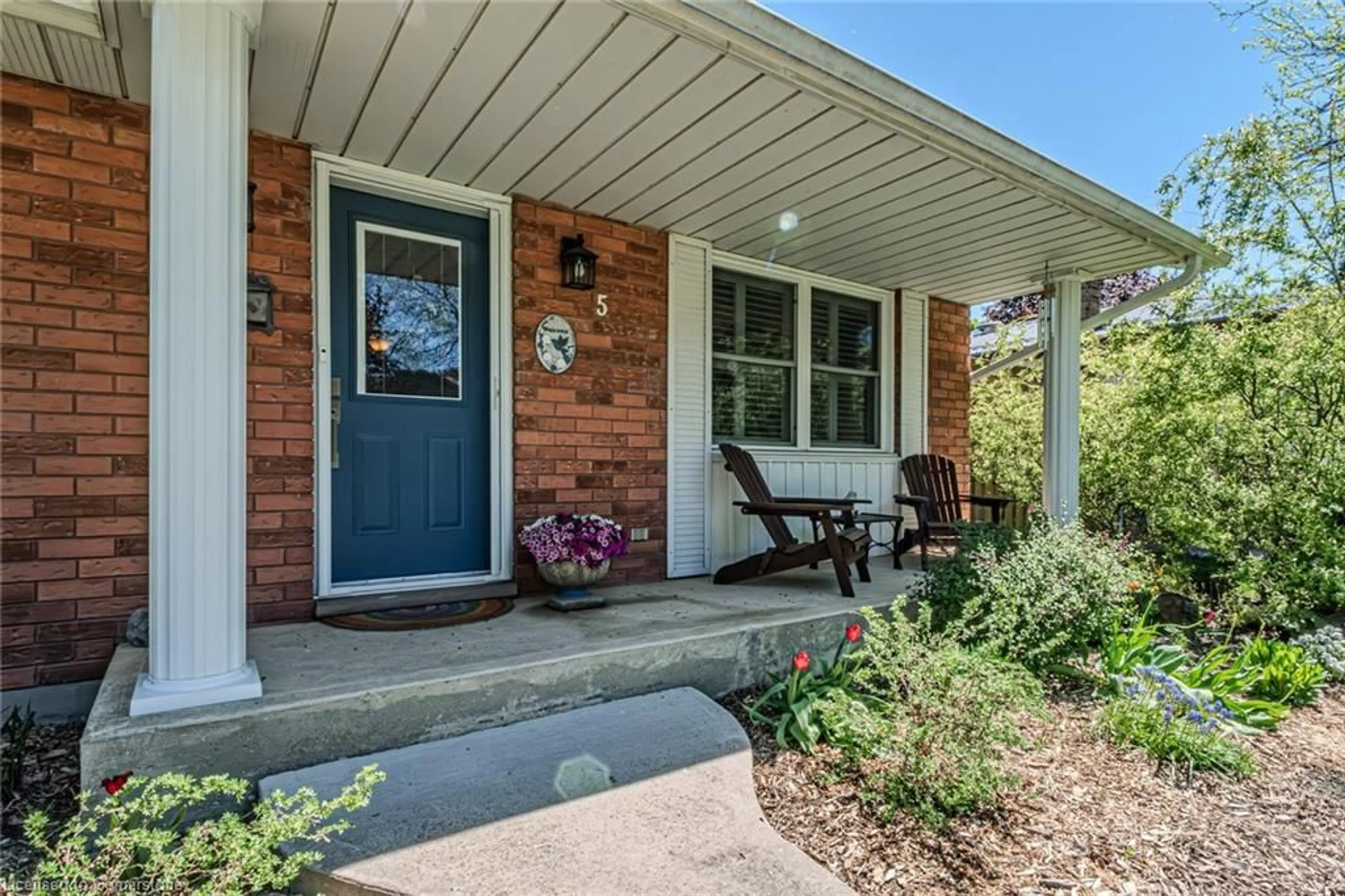 Unknown for 5 Brant St, Simcoe Ontario N3Y 5G2