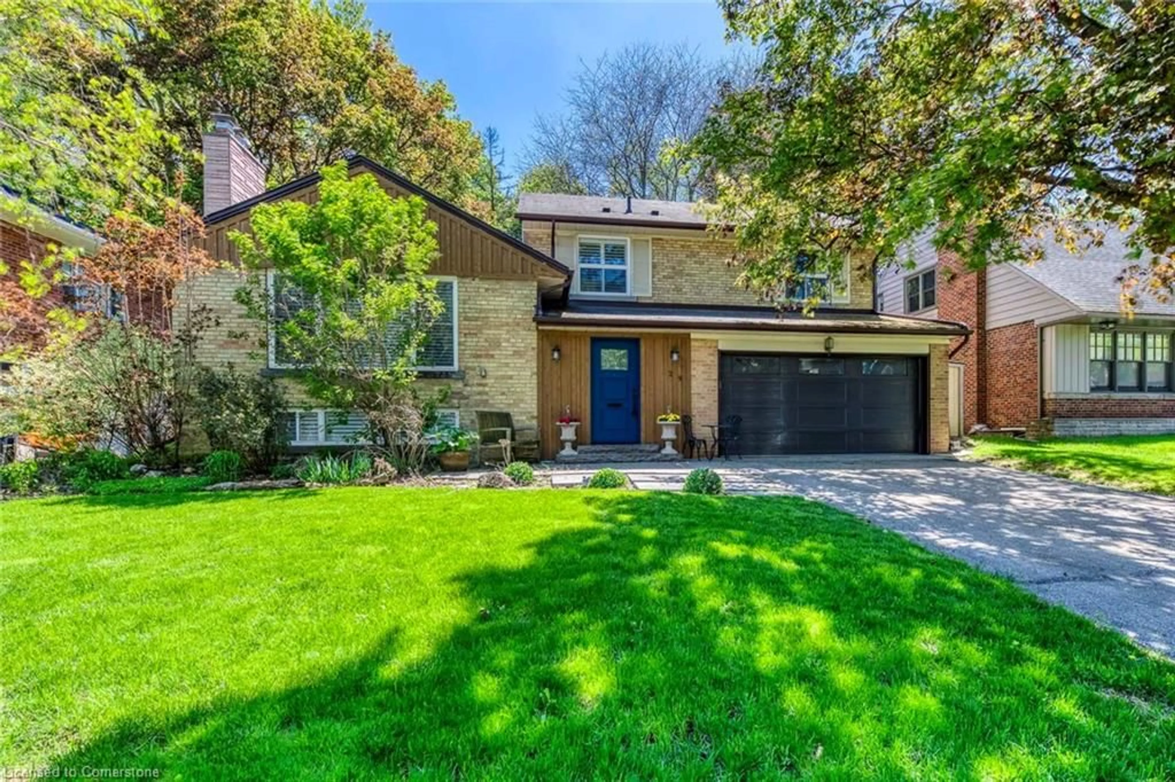 Home with brick exterior material, street for 29 Pinehurst Cres, Etobicoke Ontario M9A 3A4