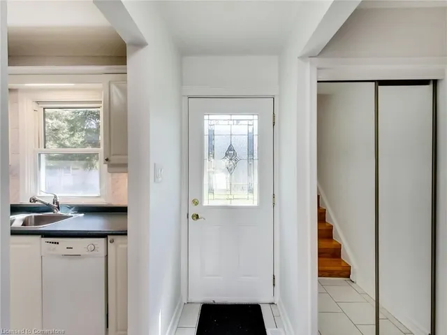 Additional property image - 153 Limeridge Rd Unit 16