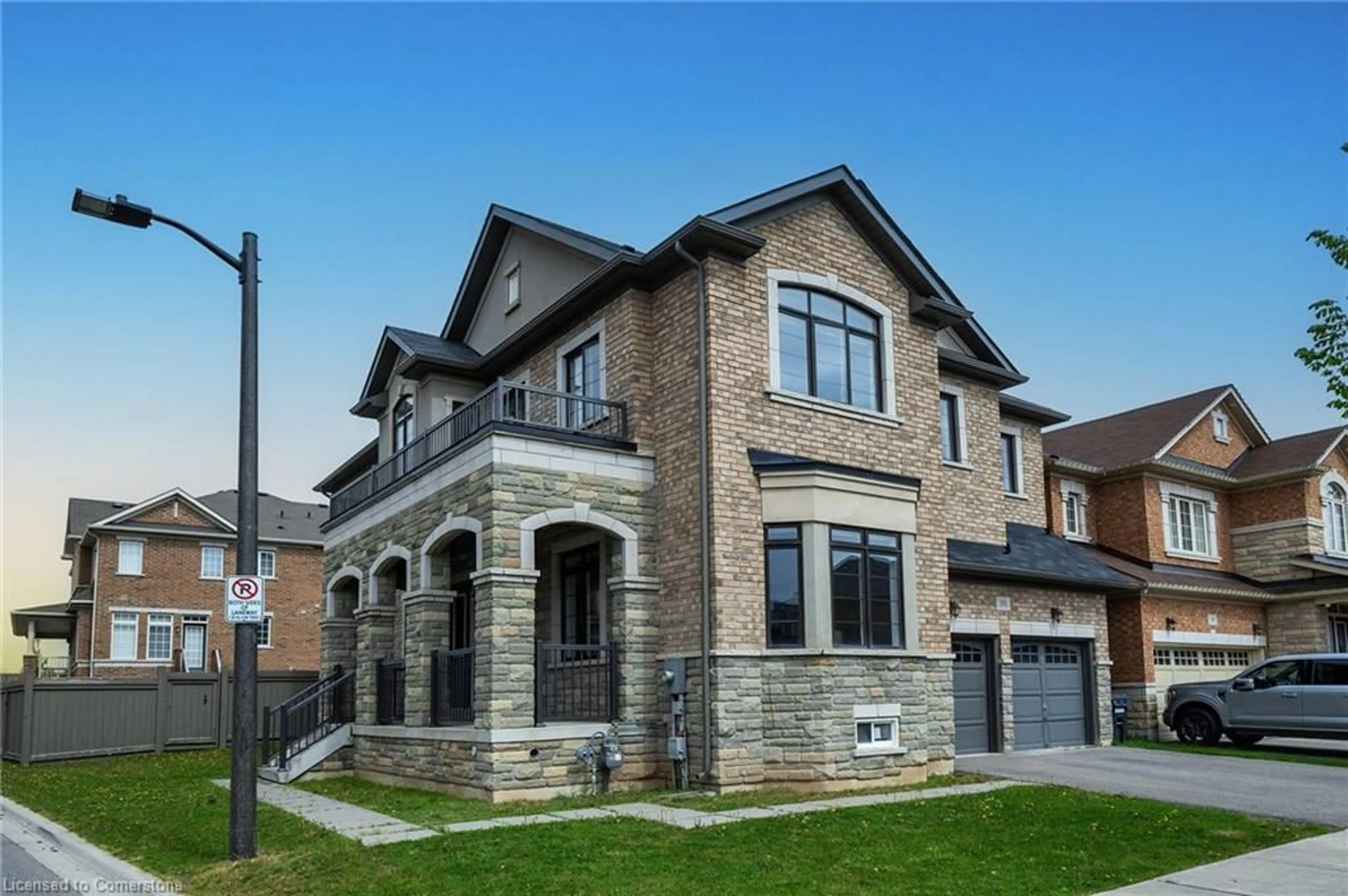 Home with brick exterior material, street for 391 Grindstone Trail, Oakville Ontario L6H 0S1