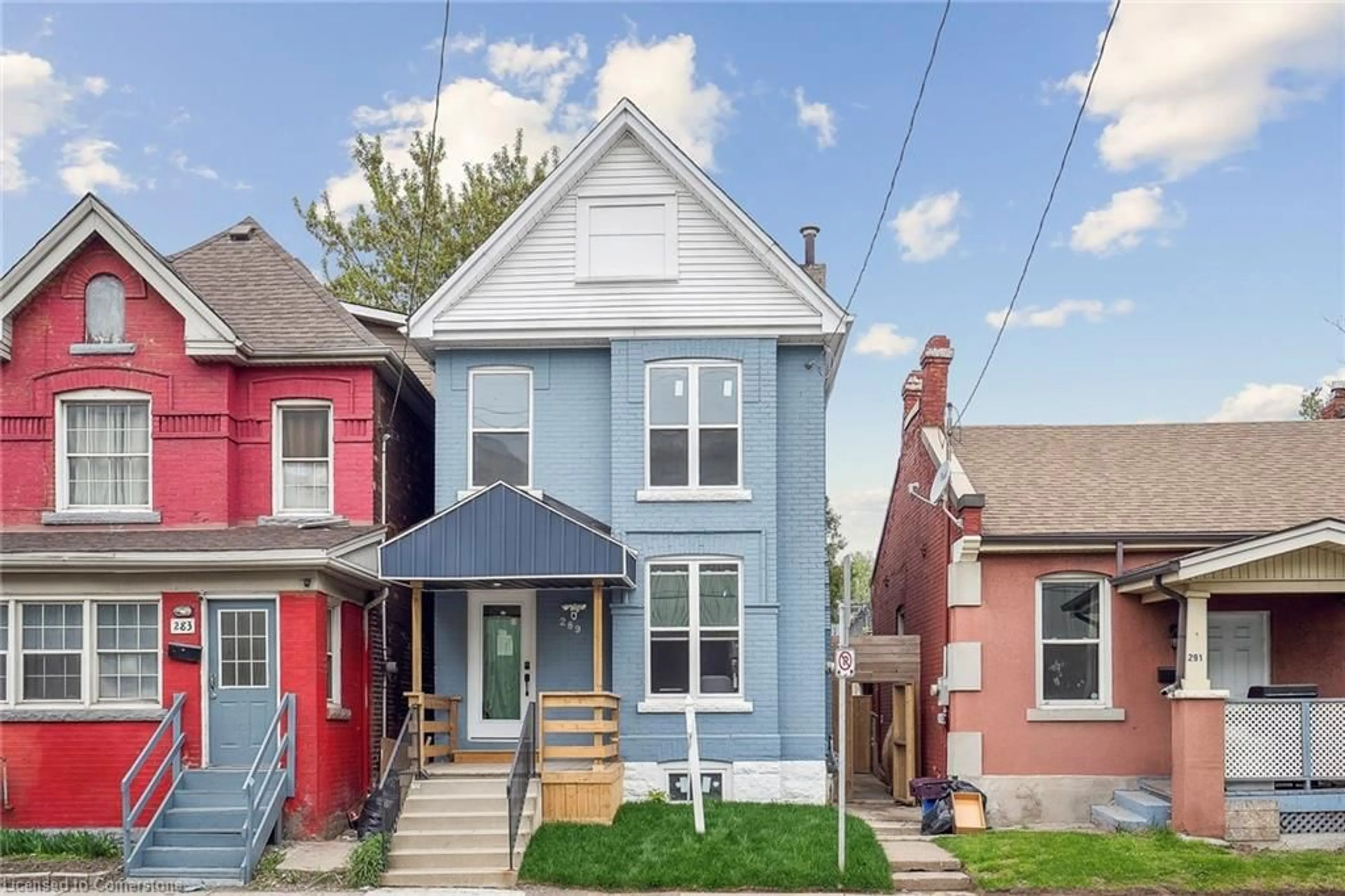 Home with brick exterior material, street for 289 Wentworth St, Hamilton Ontario L8L 5V9