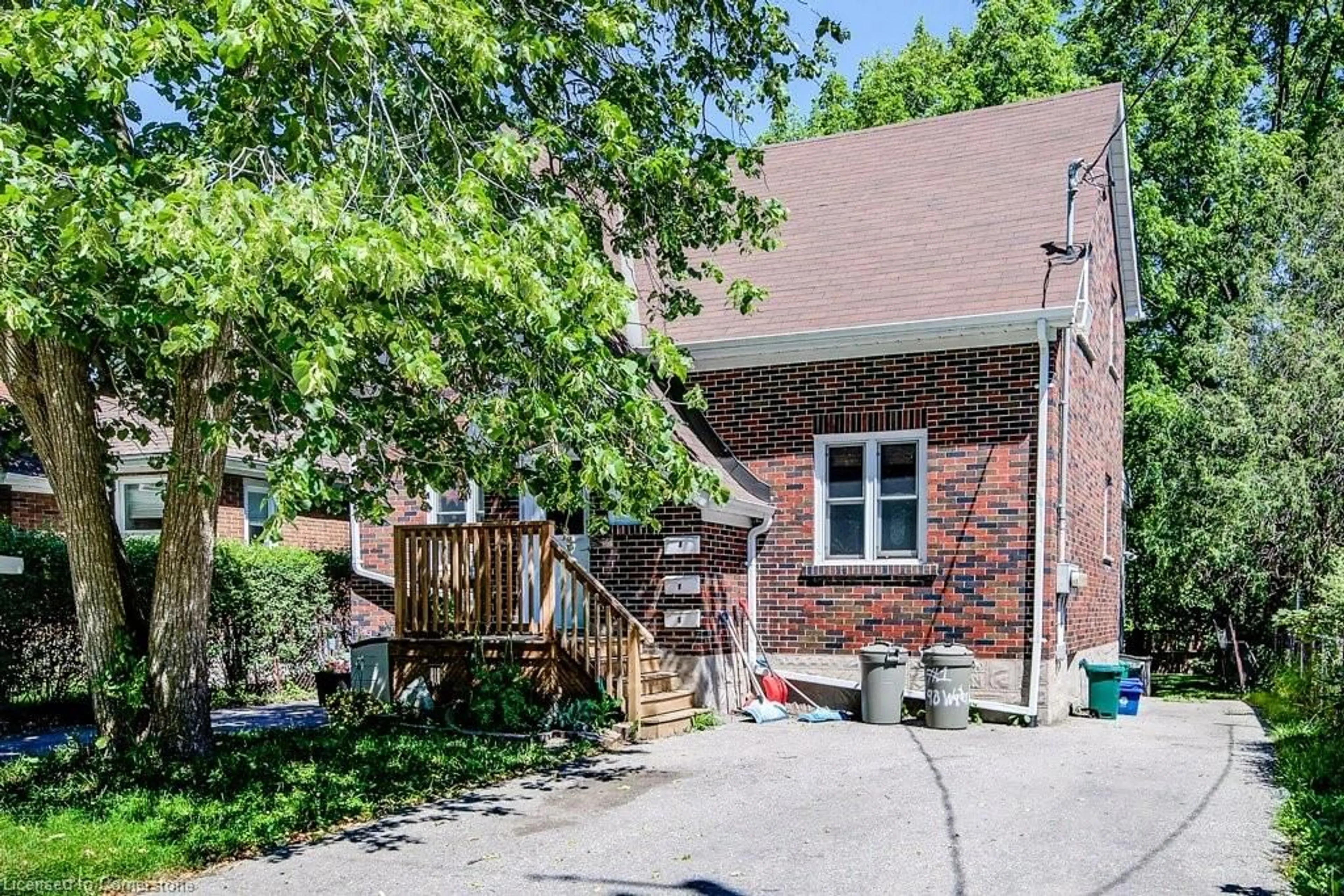 Unknown for 98 Waterloo St, Waterloo Ontario N2J 1X9
