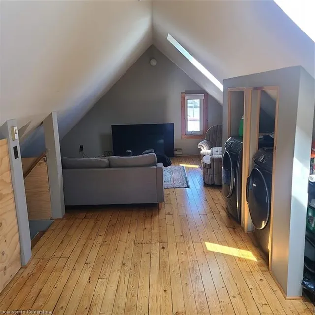 Additional property image - 22 St Leger St