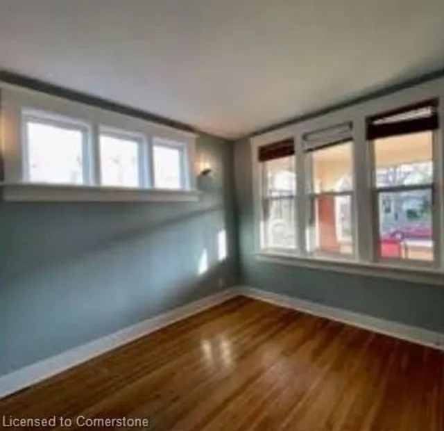 Additional property image - 22 St Leger St