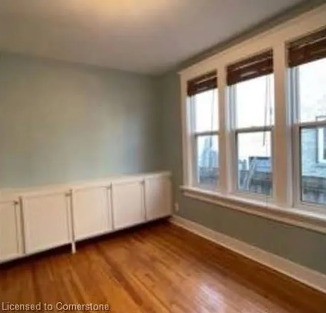 Additional property image - 22 St Leger St