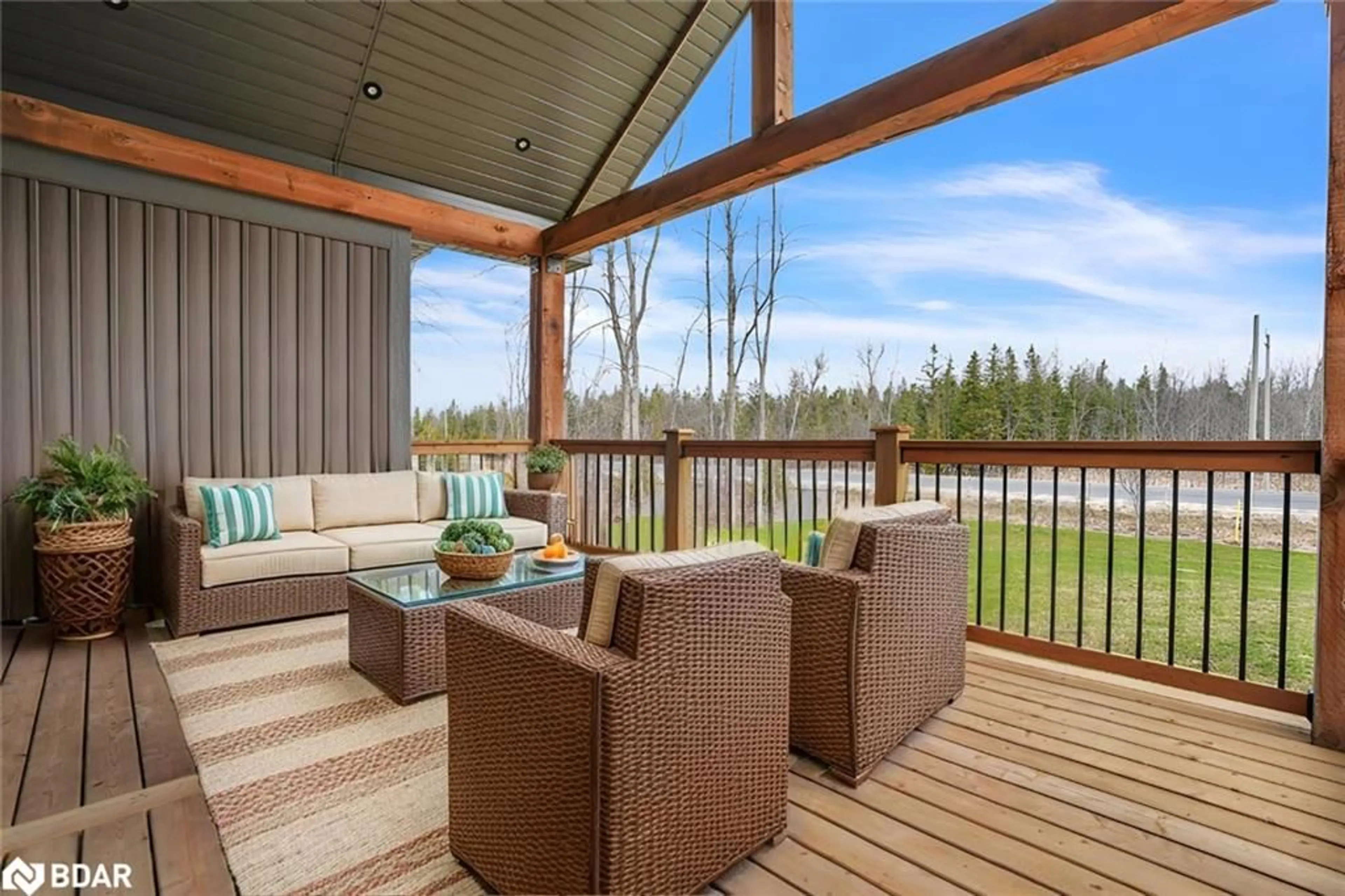 Patio, water/lake/river/ocean view for 135 Old Highway #26 Cres, Meaford Ontario N4L 1W7