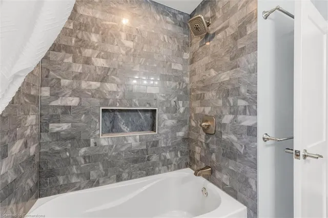 Additional property image - 14 Carousel Ave