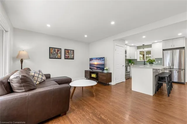 Additional property image - 14 Carousel Ave