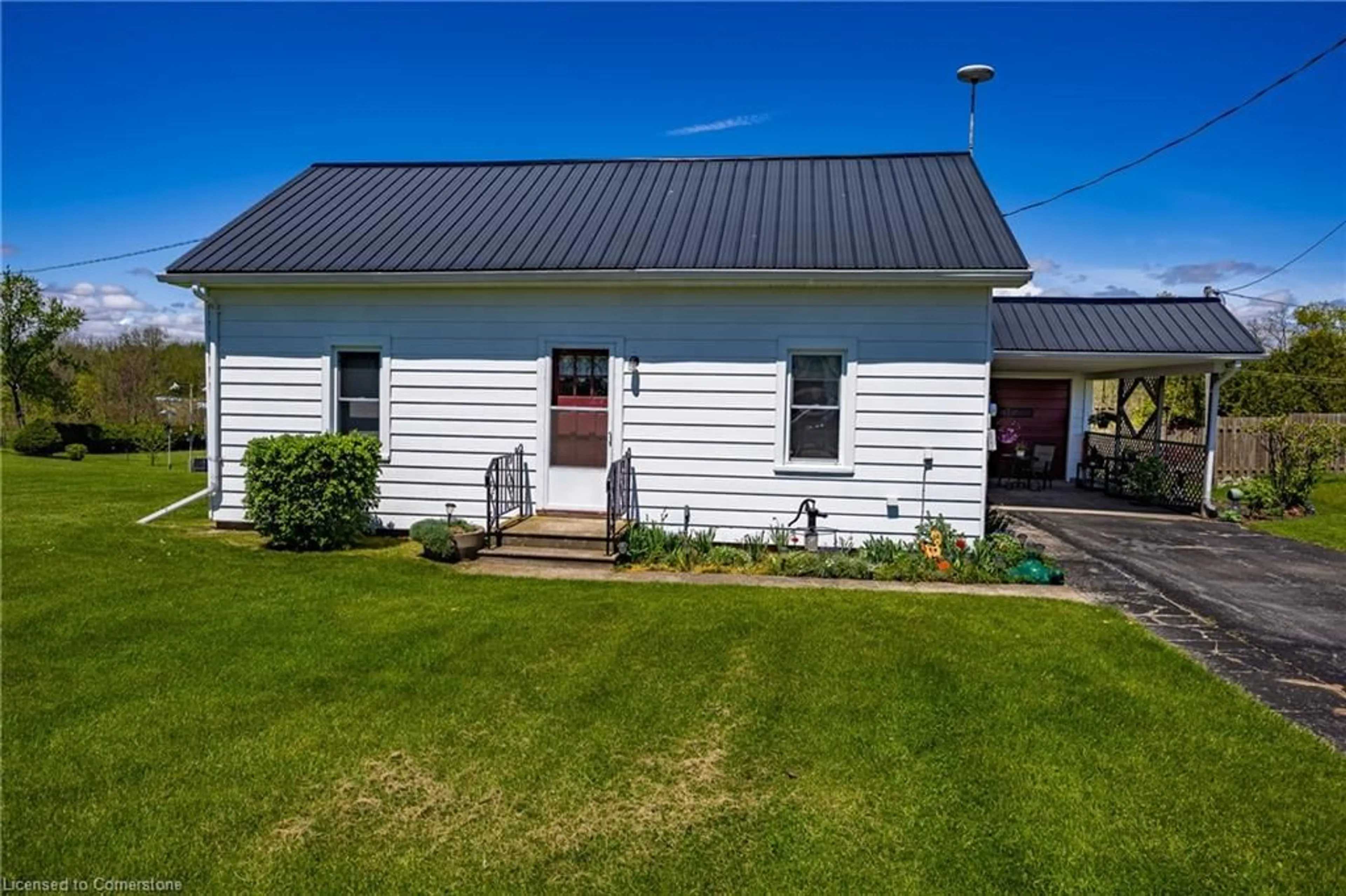 Home with vinyl exterior material, building for 4189 Lakeshore Rd, St. Williams Ontario N0E 1P0