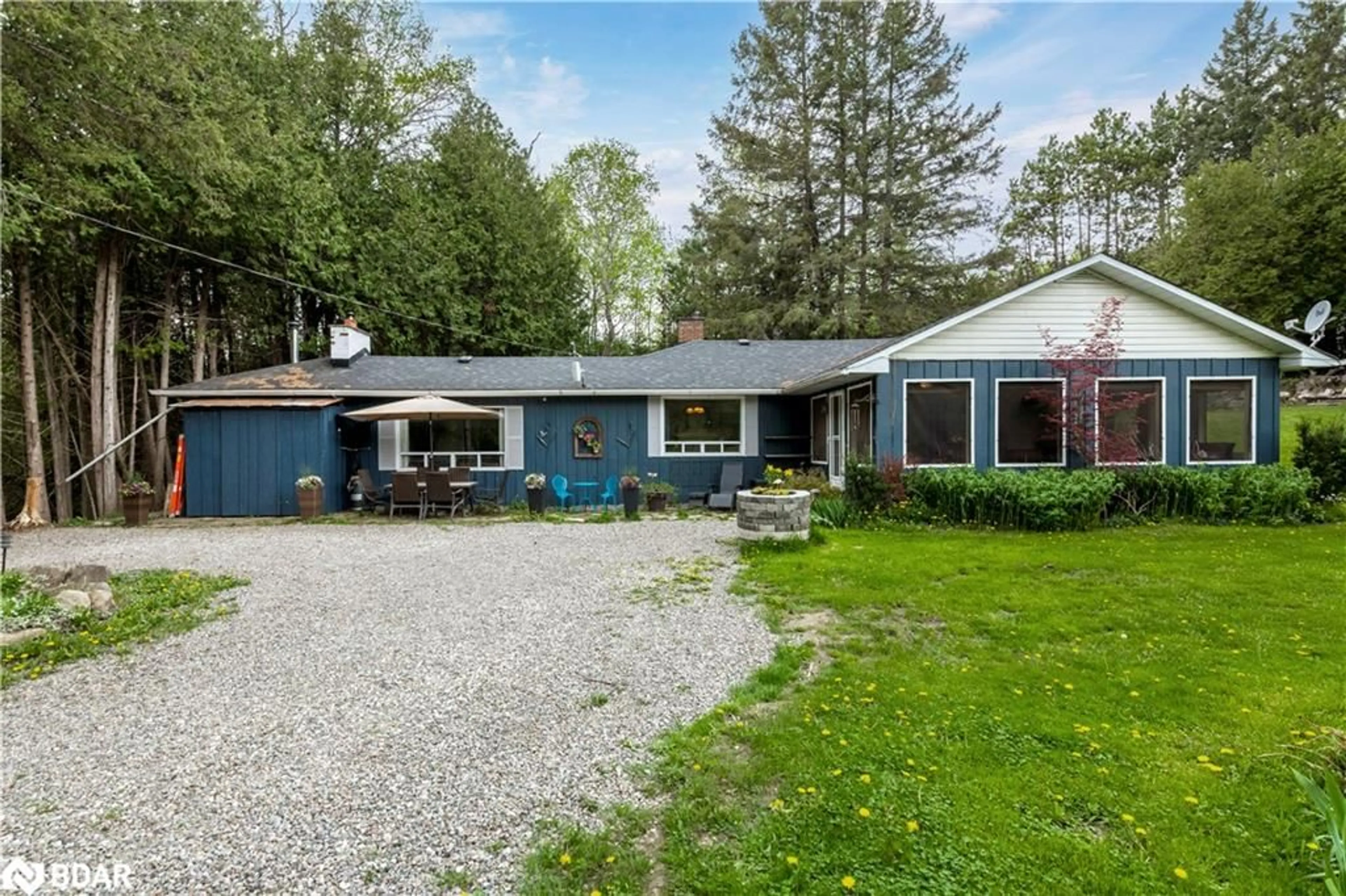 A pic from outside/outdoor area/front of a property/back of a property/a pic from drone, street for 3588 Concession Rd 3 Rd, Adjala-Tosorontio Ontario L9R 1V1