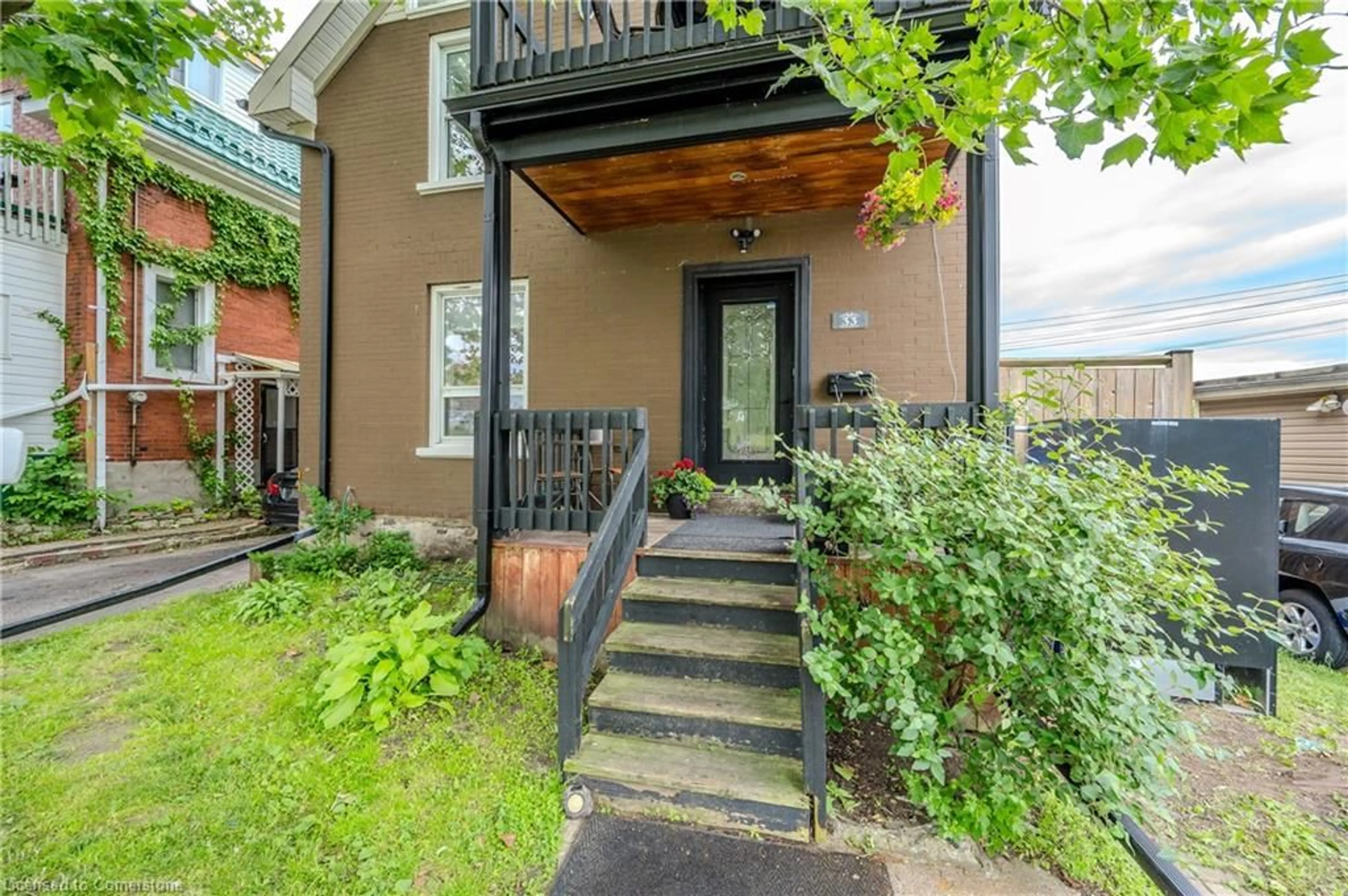 Unknown for 33 Glasgow St, Kitchener Ontario N2G 2G6