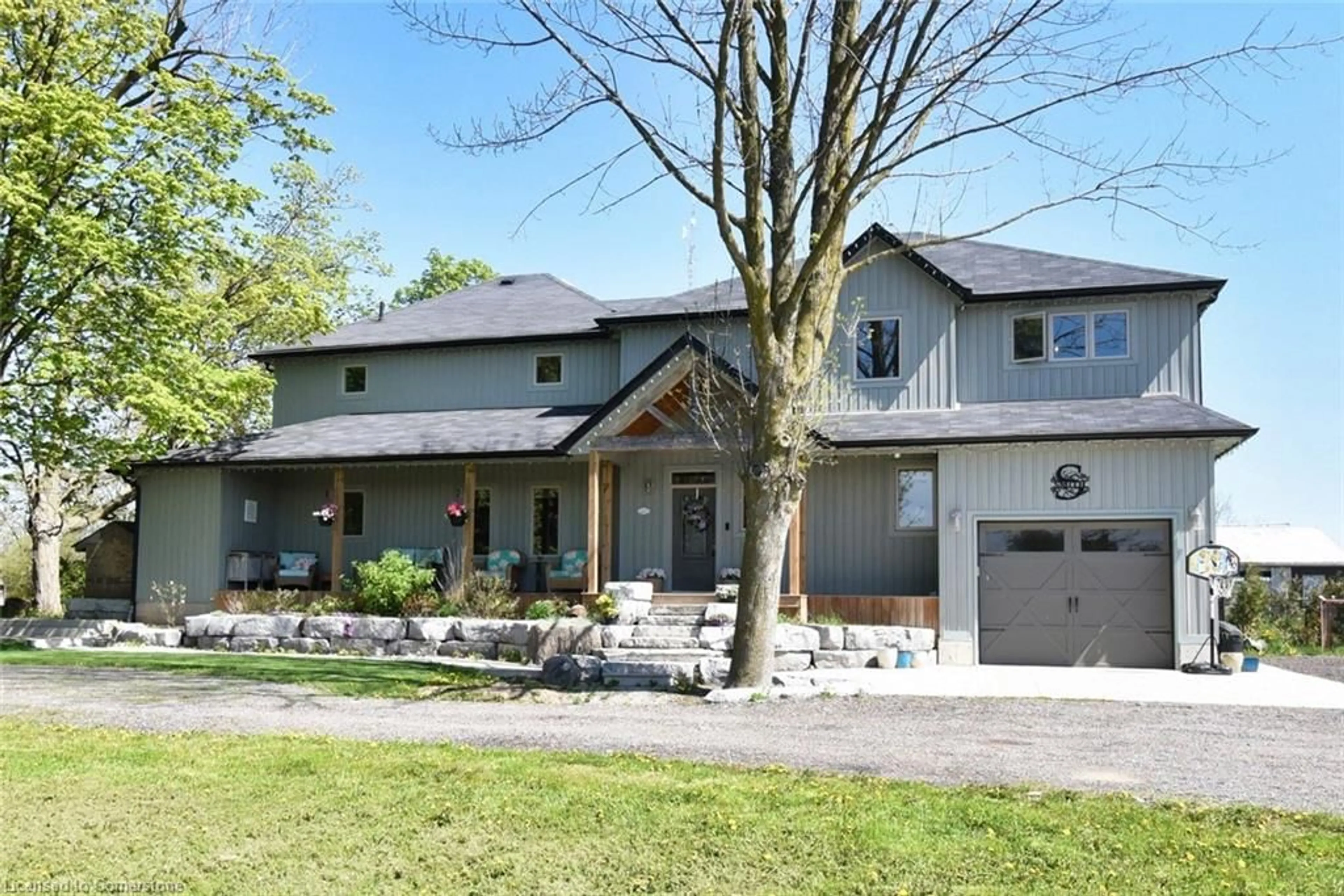 Home with brick exterior material, unknown for 6360 Airport Rd, Glanbrook Ontario L0R 1W0