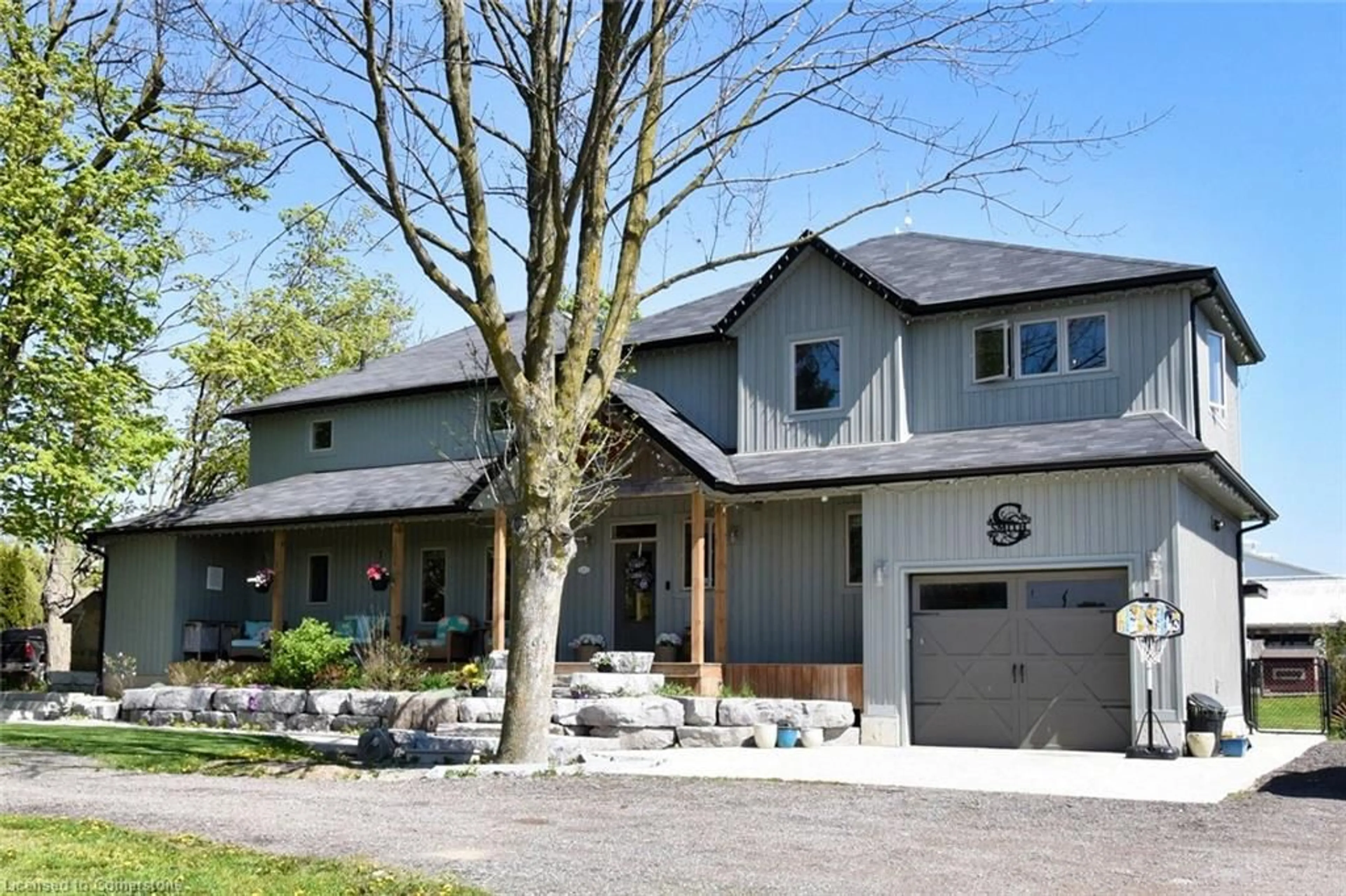 Home with brick exterior material, street for 6360 Airport Rd, Glanbrook Ontario L0R 1W0