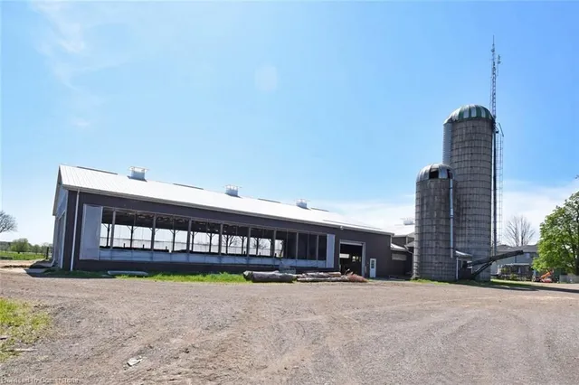 Additional property image - 6360 Airport Rd