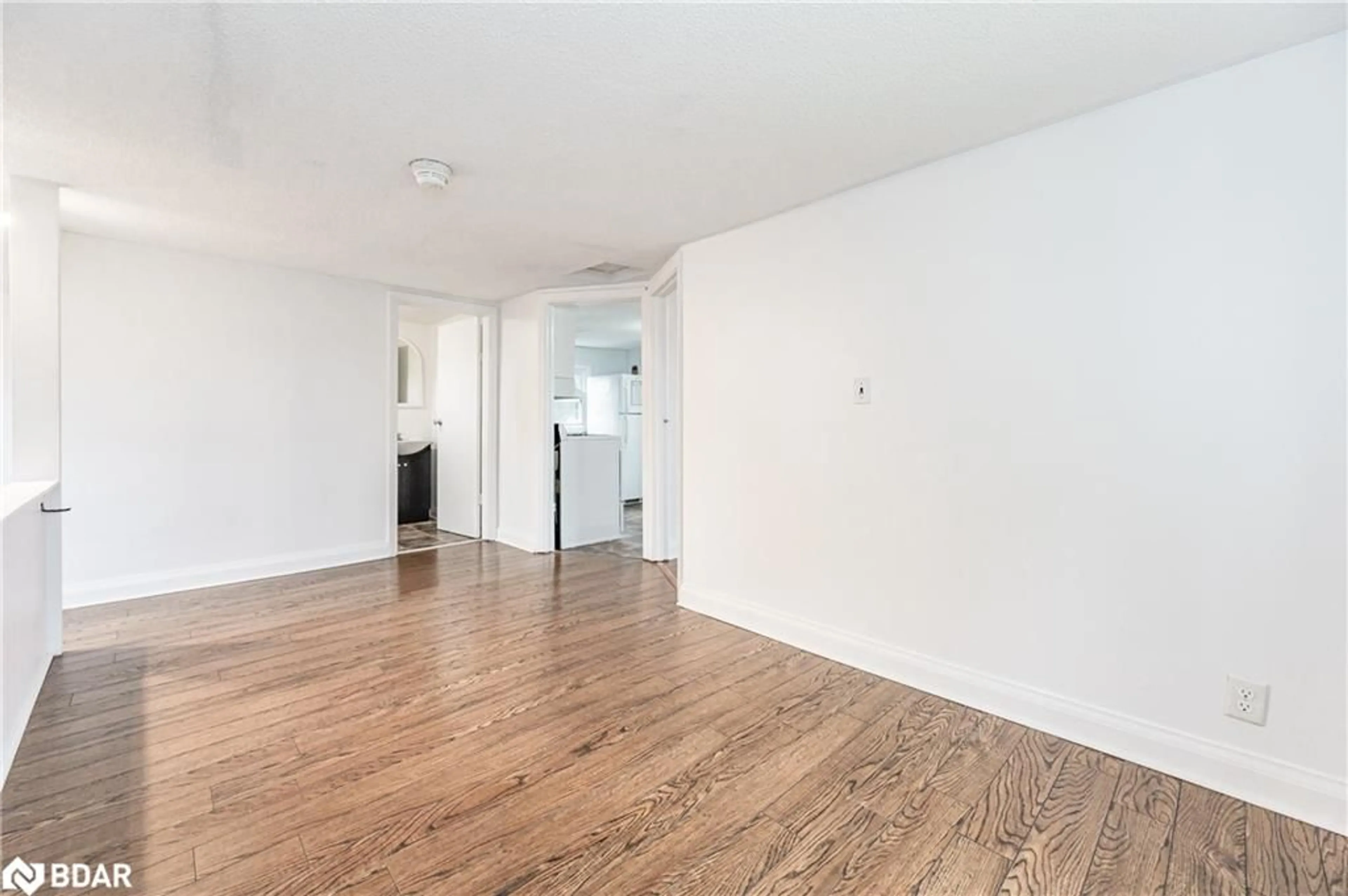 A pic of a room for 53 Kinsey St, St. Catharines Ontario L2S 1E2