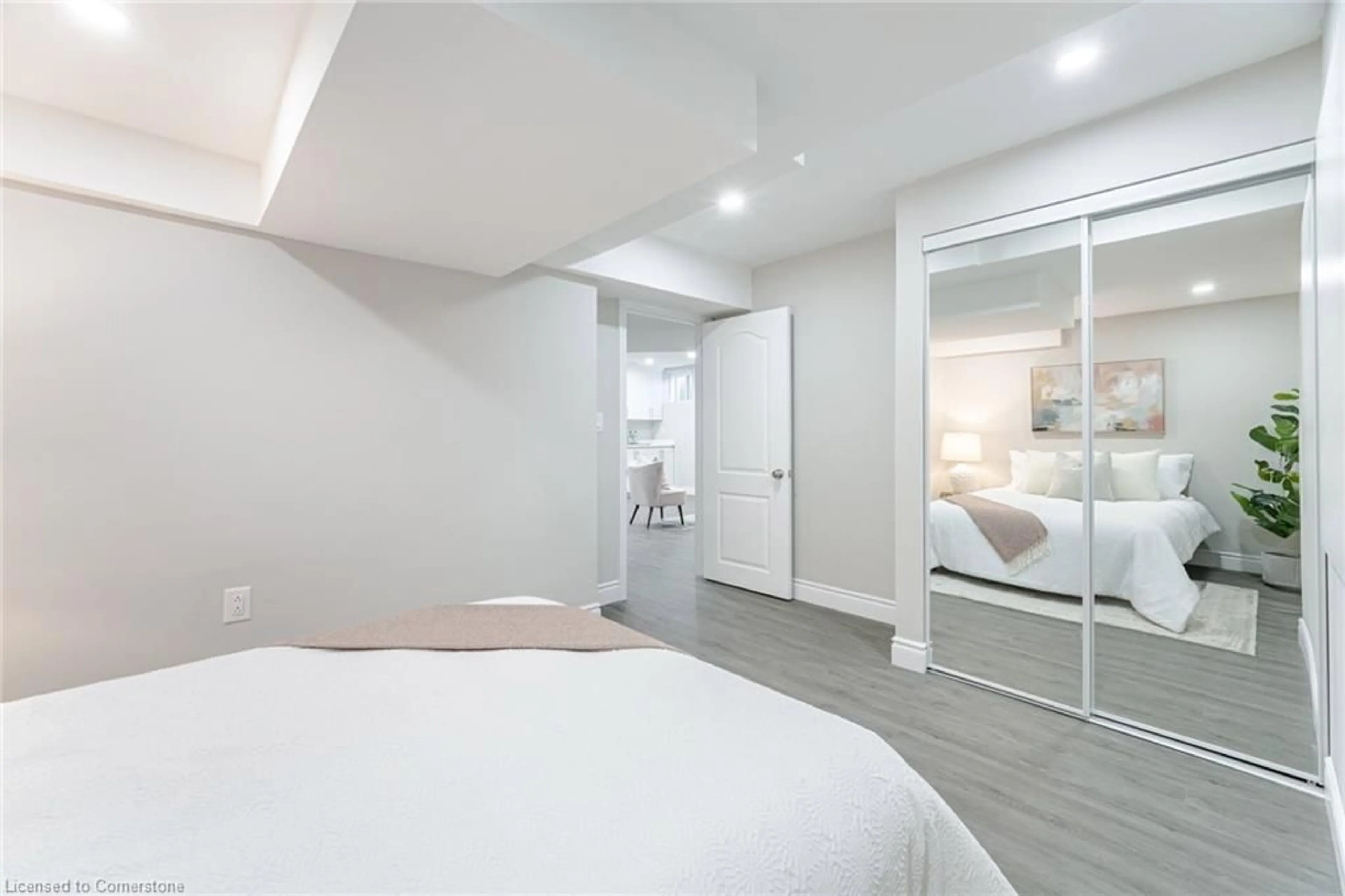 A pic of a room for 15 William Nador St, Kitchener Ontario N2R 0S3