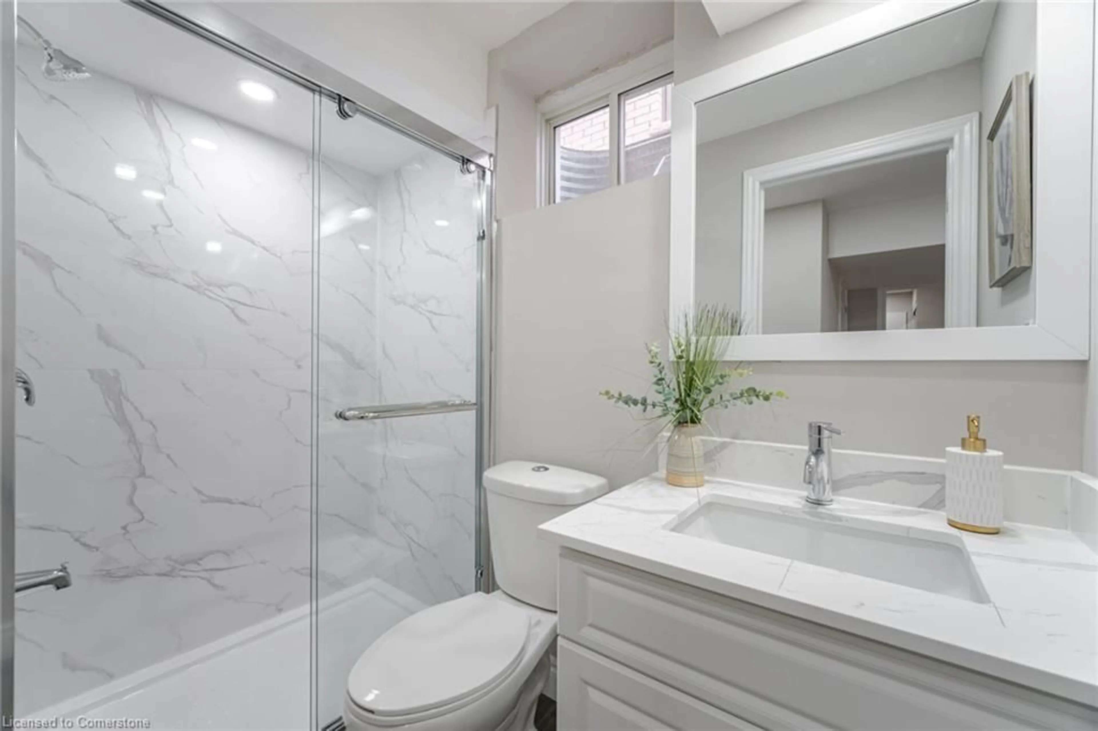 Standard bathroom, ceramic/tile floor for 15 William Nador St, Kitchener Ontario N2R 0S3