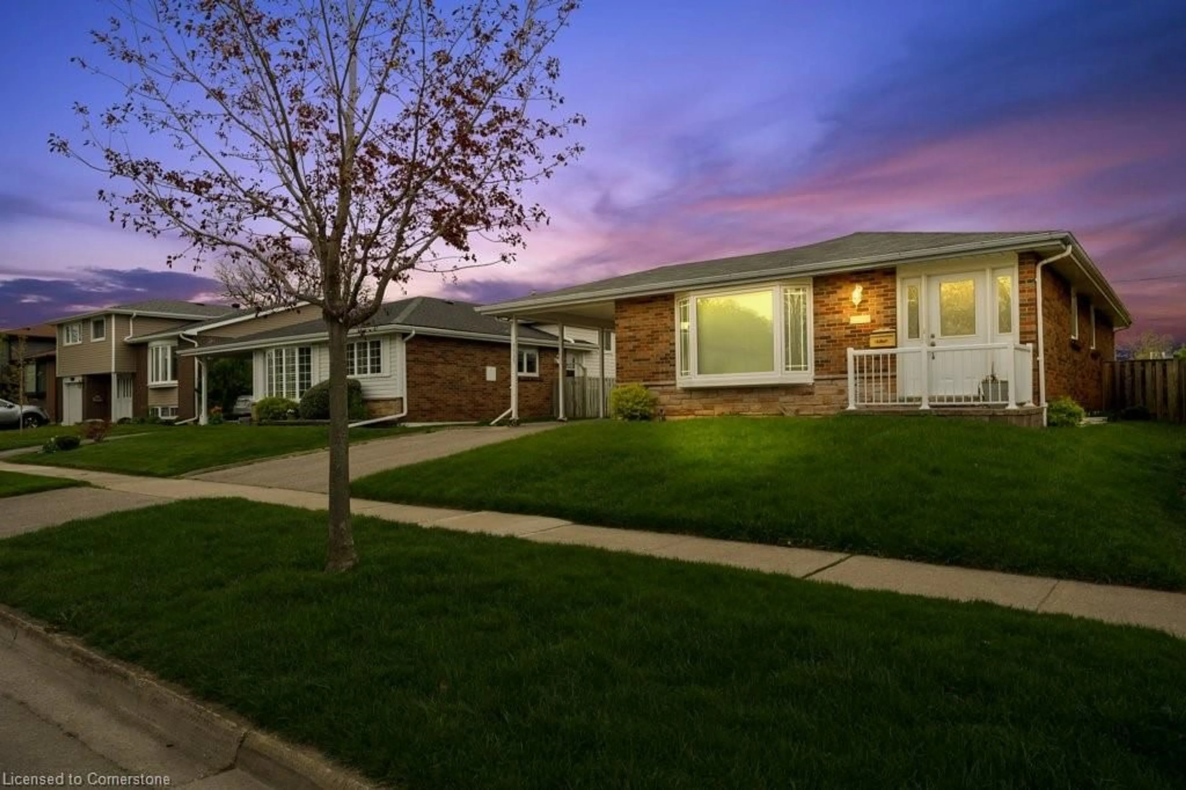 Home with brick exterior material, street for 5335 Salem Rd, Burlington Ontario L7L 3X2