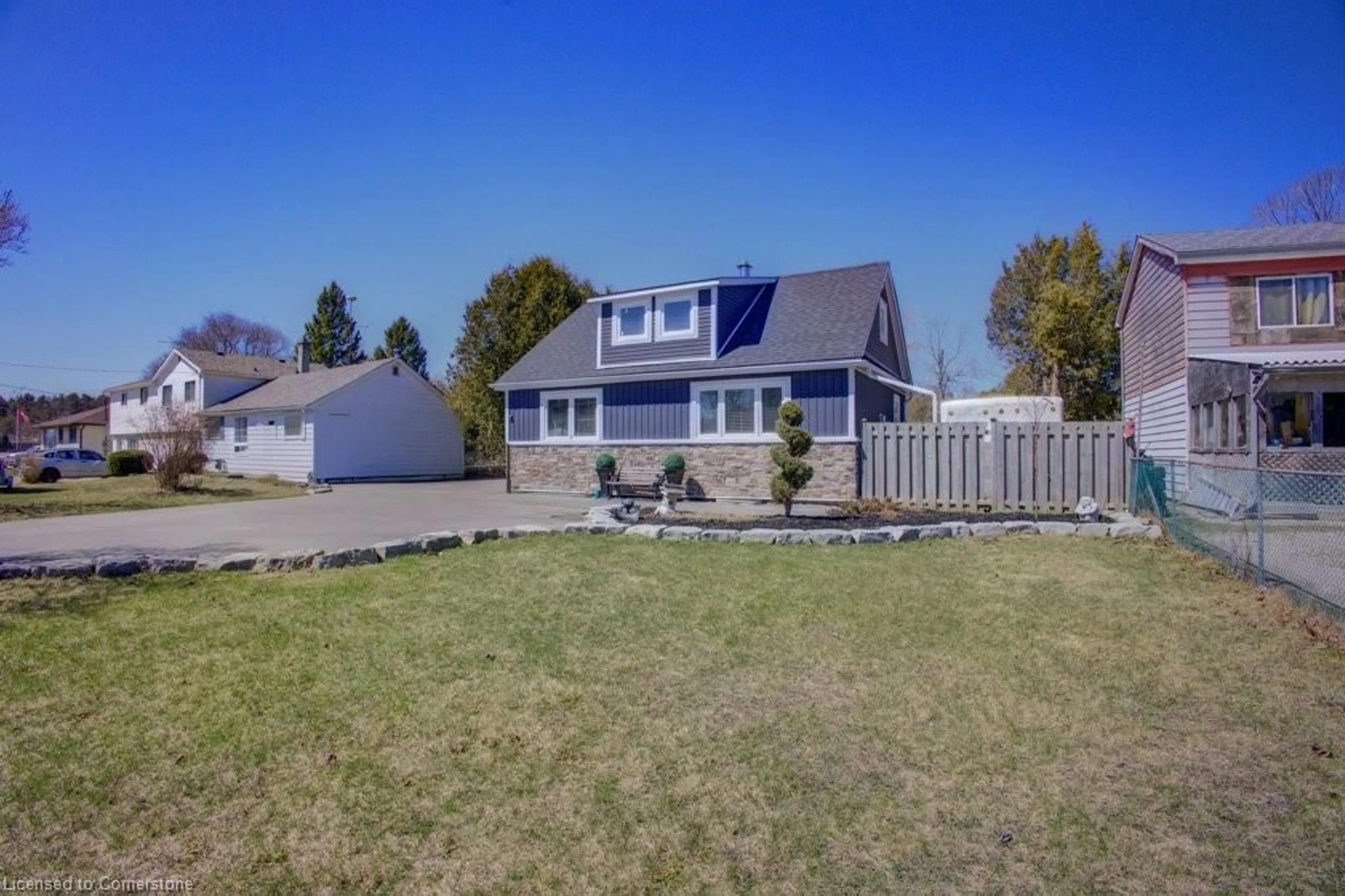 A pic from outside/outdoor area/front of a property/back of a property/a pic from drone, unknown for 9488 Wellington Road 124, Erin Ontario N0B 1T0