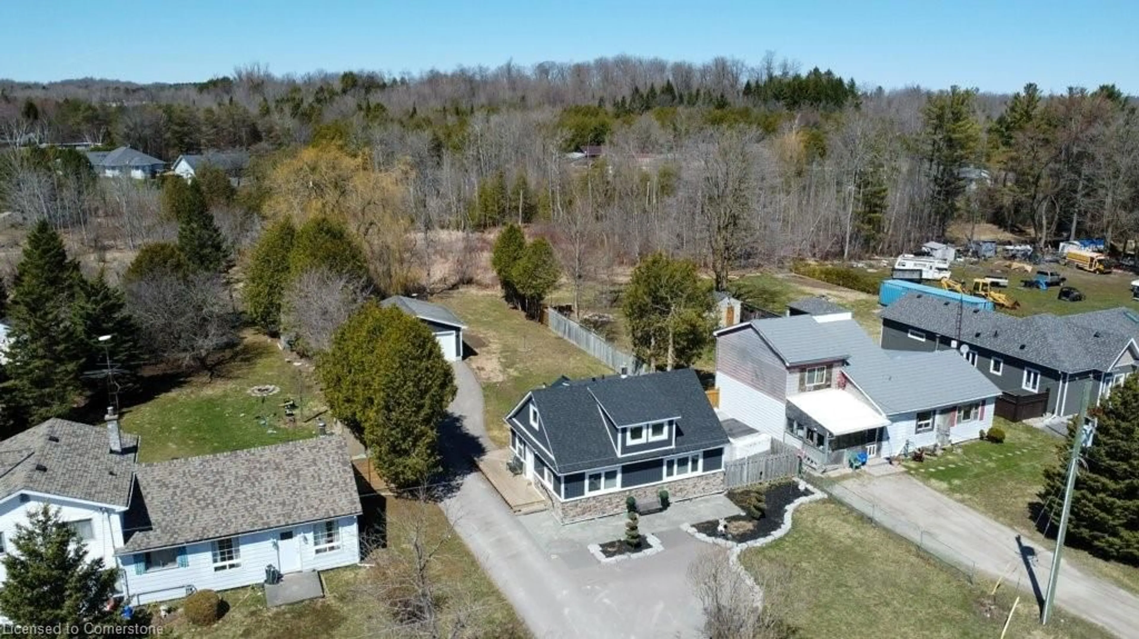 A pic from outside/outdoor area/front of a property/back of a property/a pic from drone, street for 9488 Wellington Road 124, Erin Ontario N0B 1T0