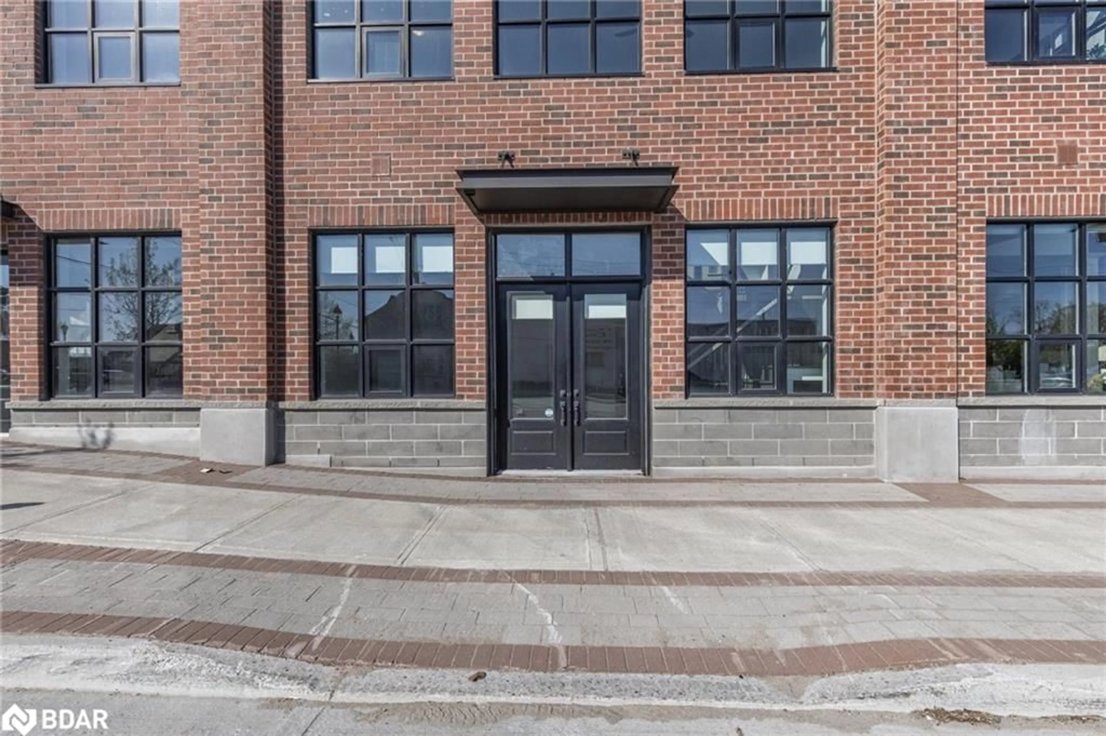 Unknown for 21 Matchedash Street St #105, Orillia Ontario L3V 4W4
