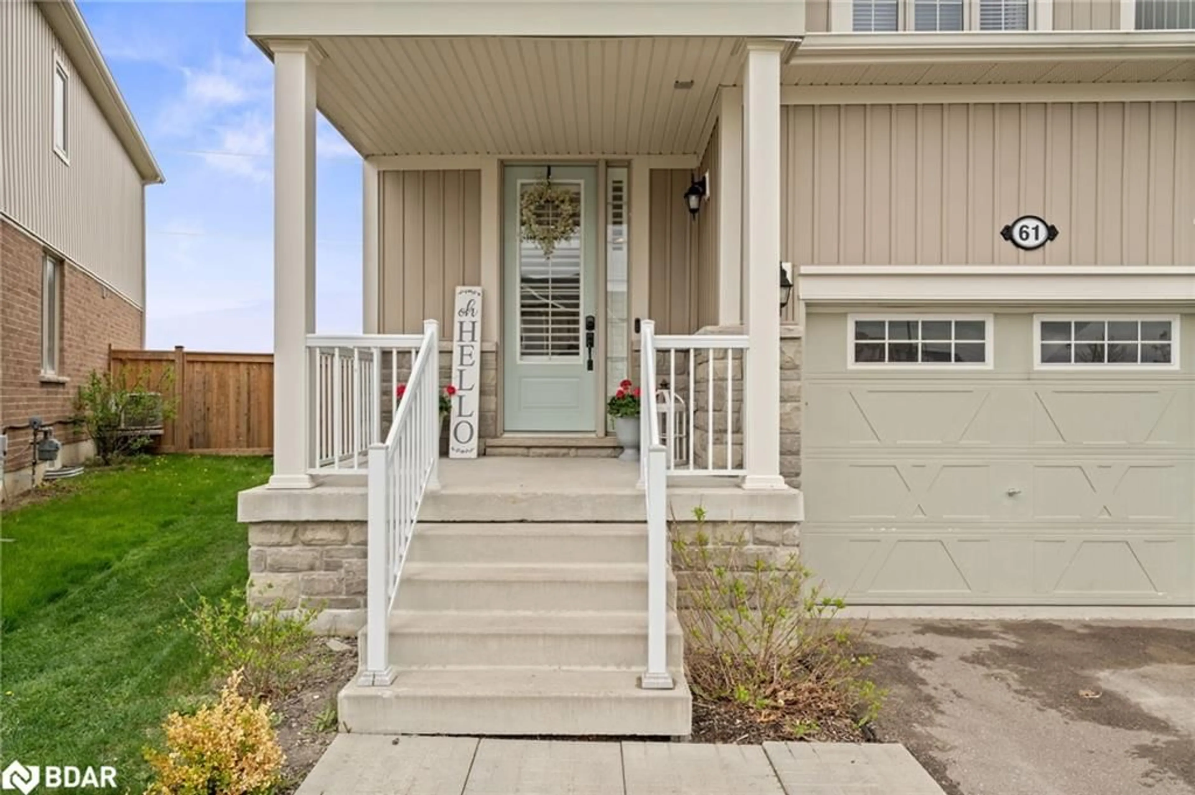 Unknown for 61 Wagner Cres, Angus Ontario L0M 1B6
