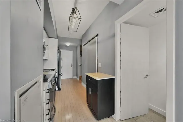 Additional property image - 21 Nelson St Unit LPH30