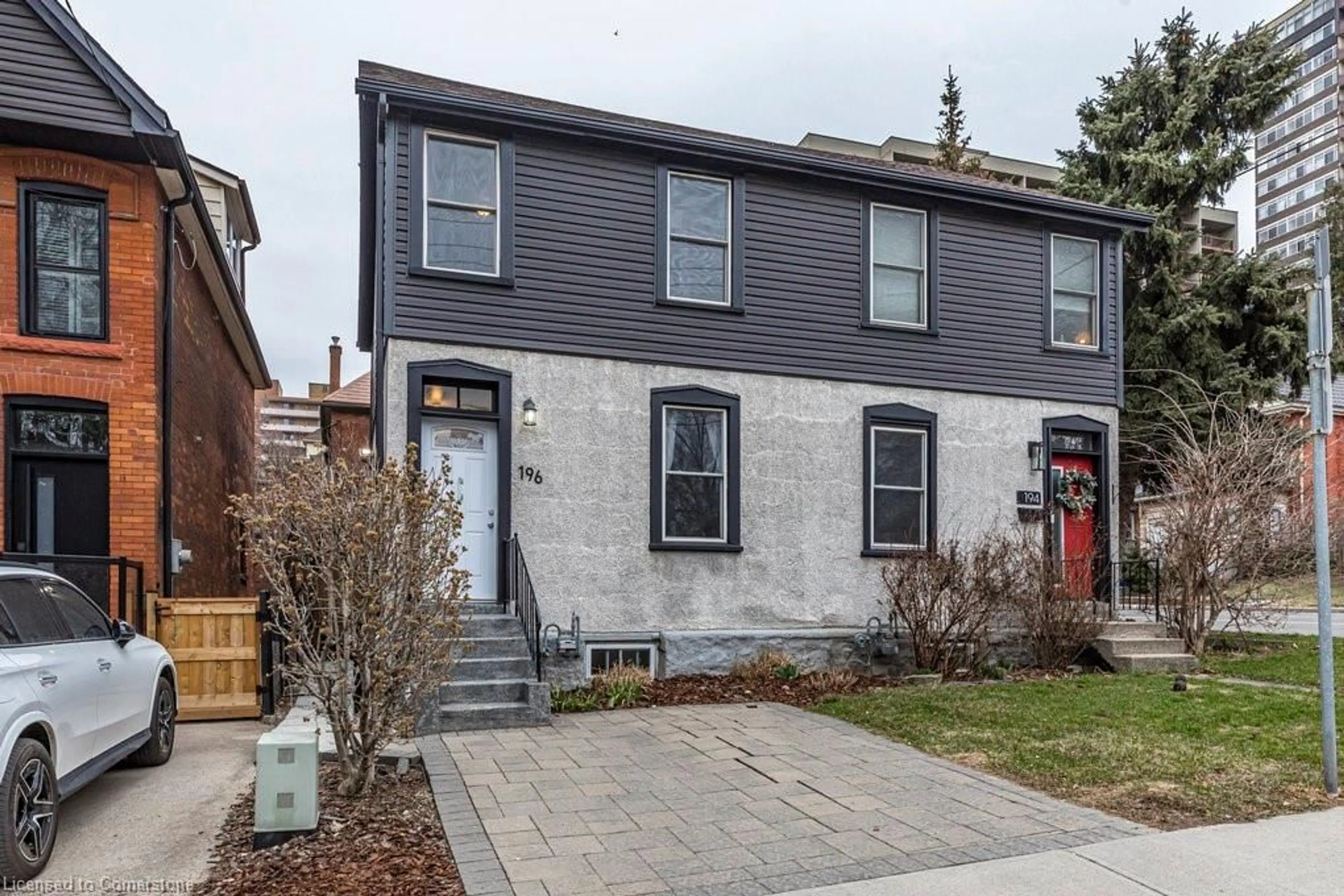 Home with brick exterior material, street for 196 Bold St, Hamilton Ontario L8P 1V6