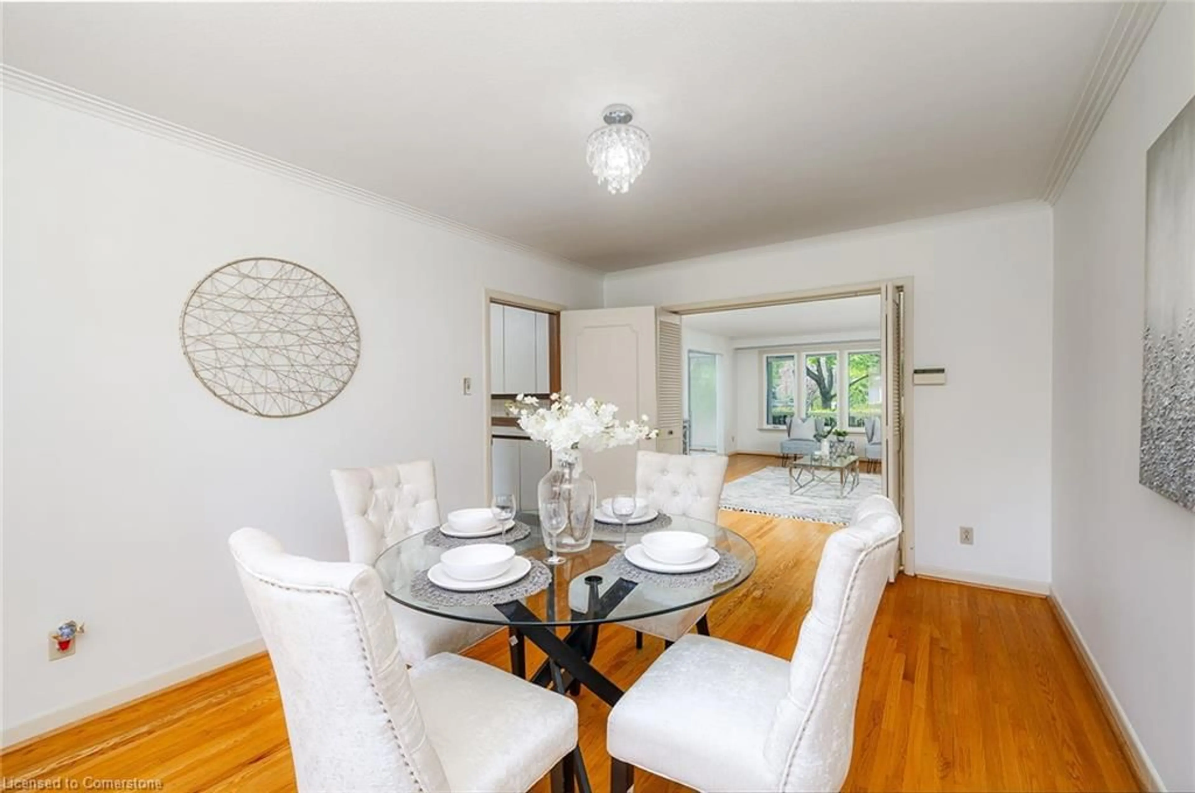 Dining room, wood/laminate floor for 69 Pettit Dr, Etobicoke Ontario M9R 2W6