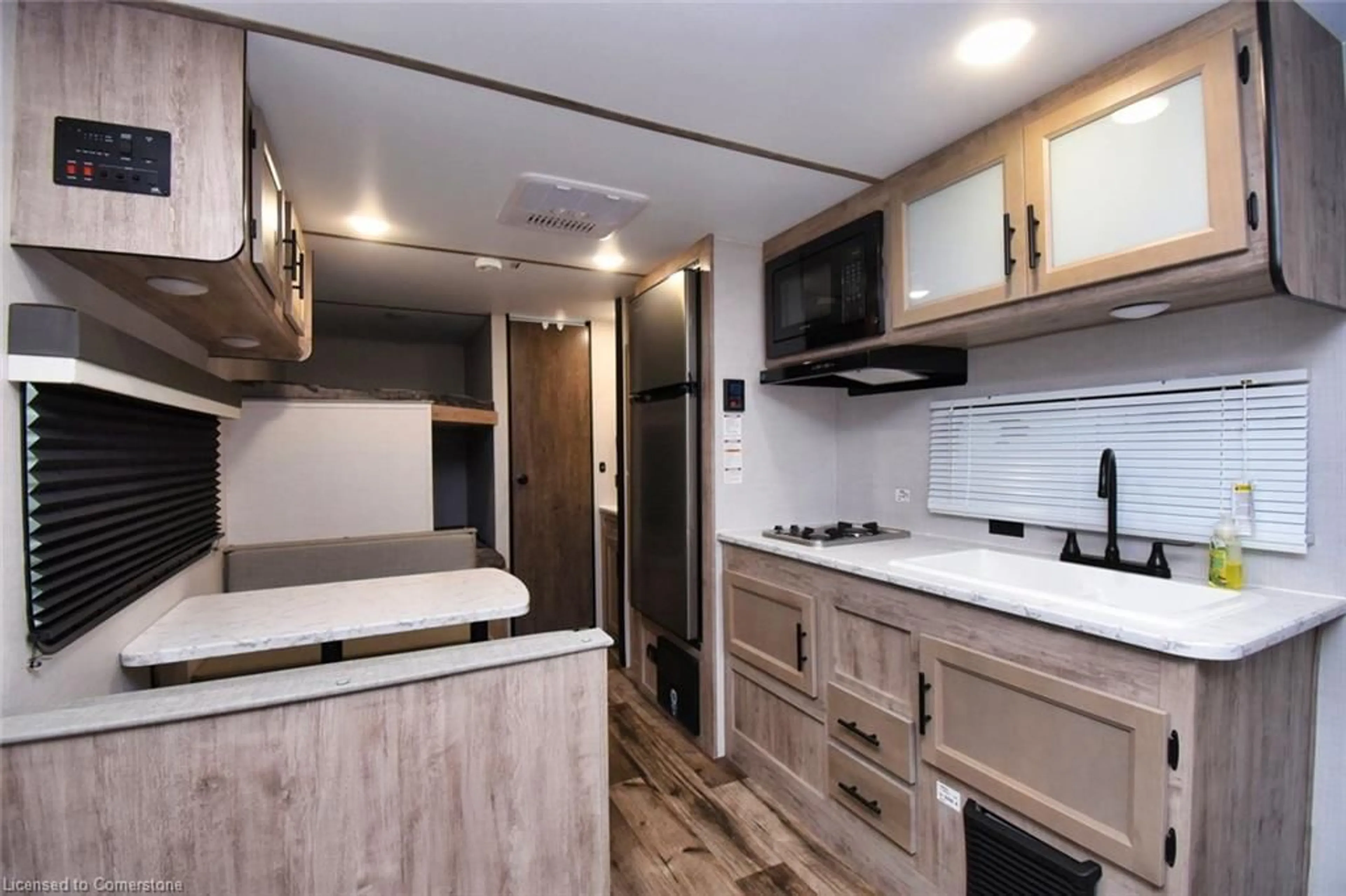 Standard kitchen, wood/laminate floor for 85 Eddie Lane, Flamborough Ontario L0R 1K0