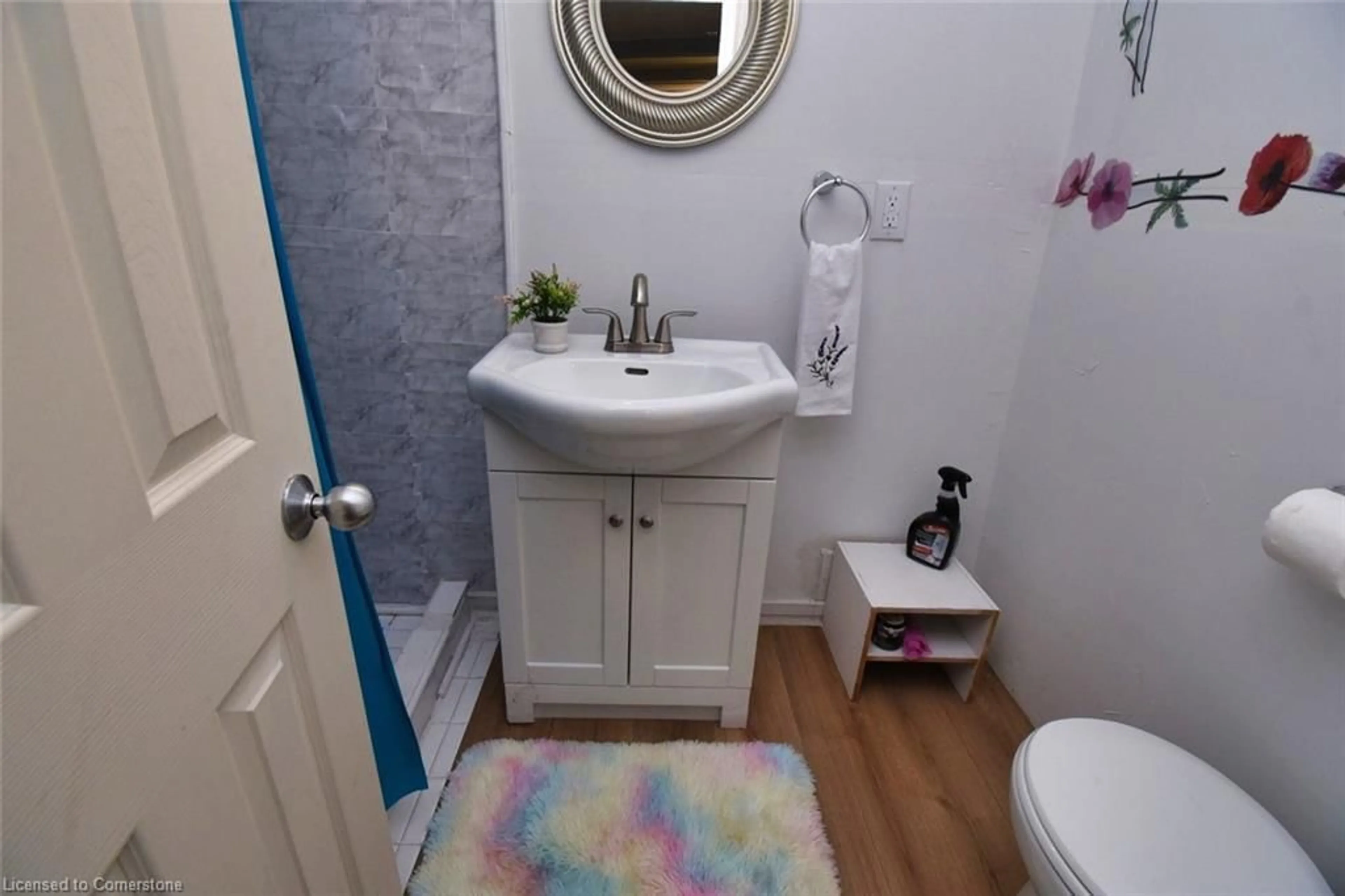 Standard bathroom, ceramic/tile floor for 85 Eddie Lane, Flamborough Ontario L0R 1K0