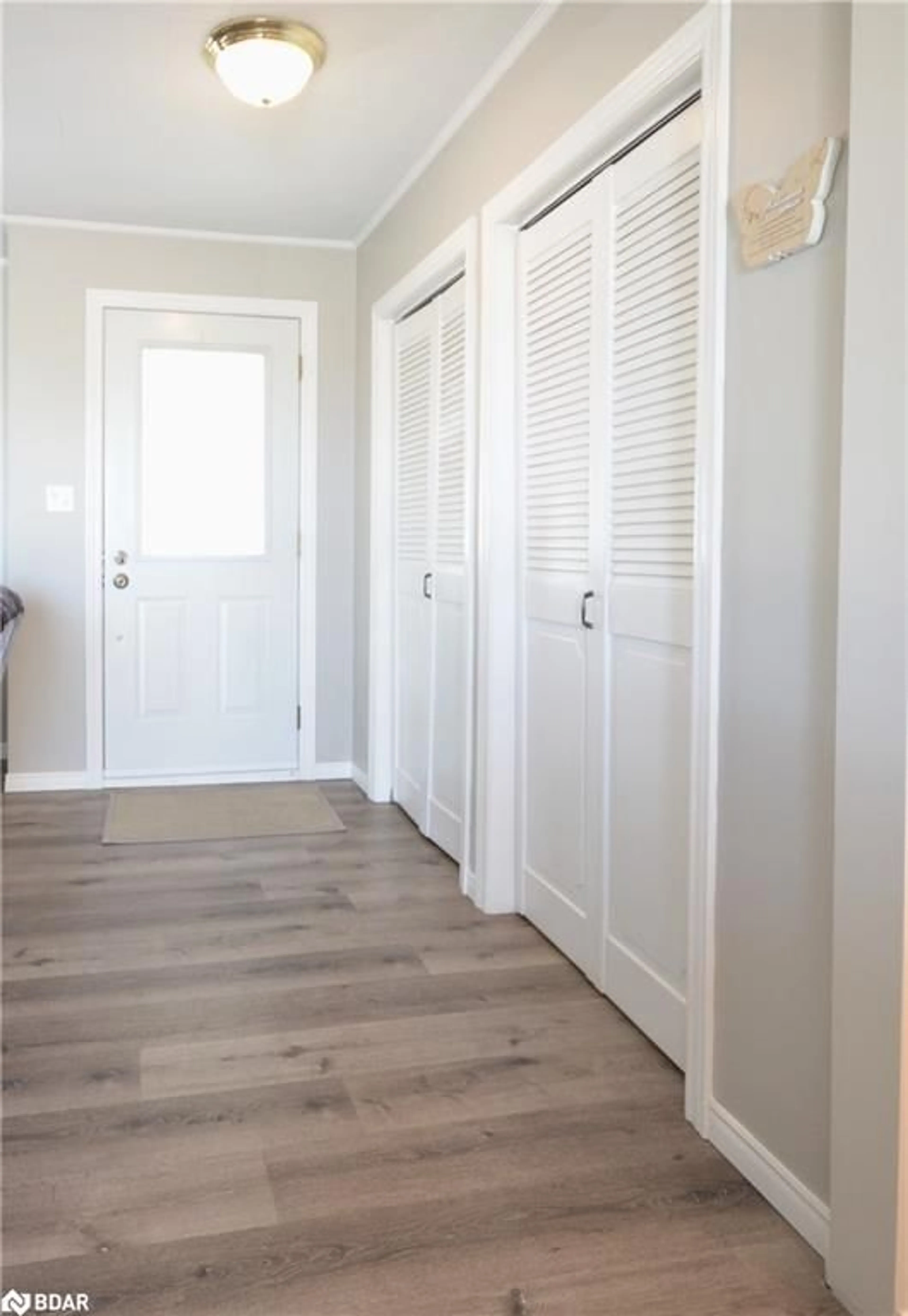 Indoor entryway for 11704 Hwy 64, Verner Ontario P0H 2M0